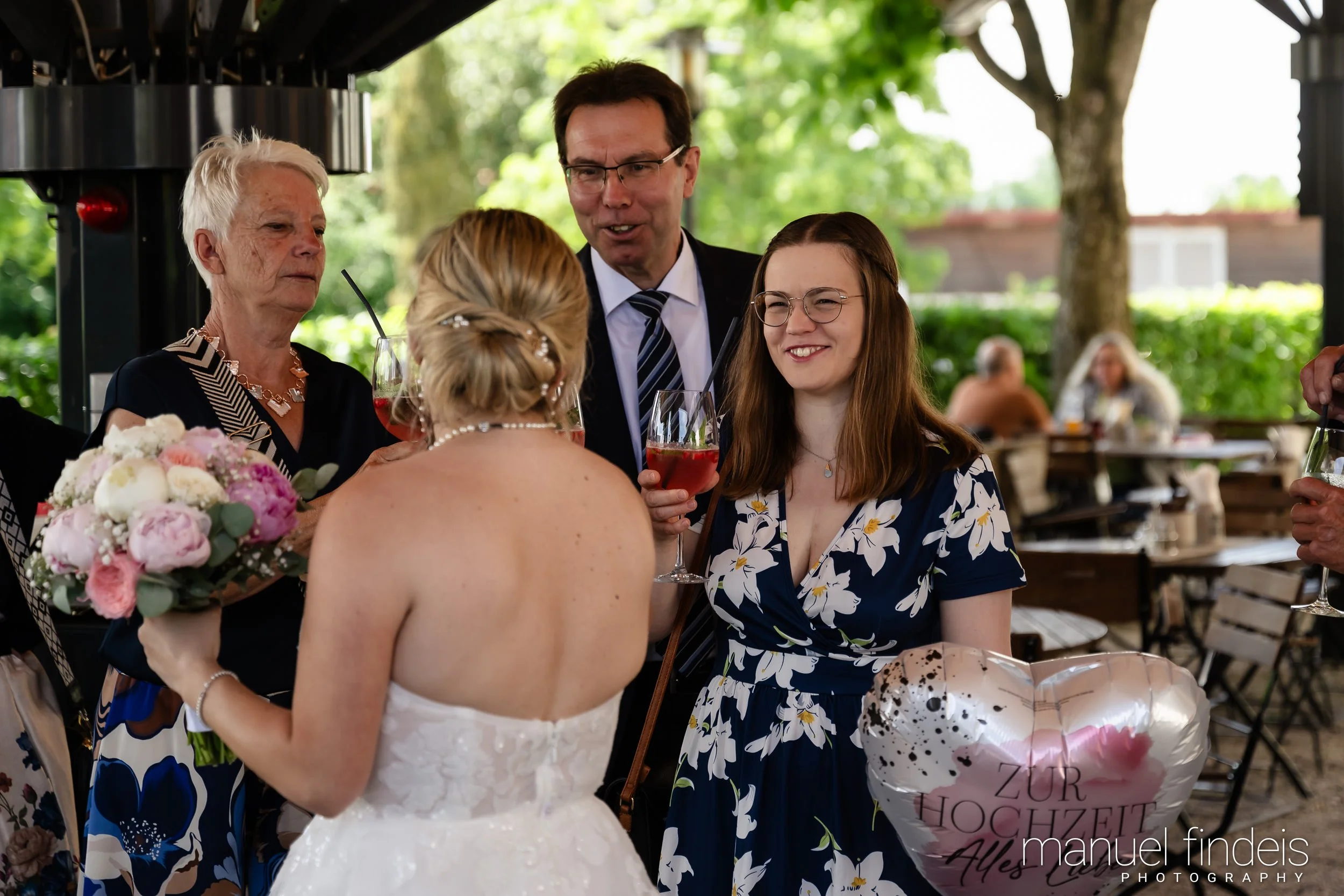 0447_Hochzeit_RundS_www.manuelfindeis.com.jpg