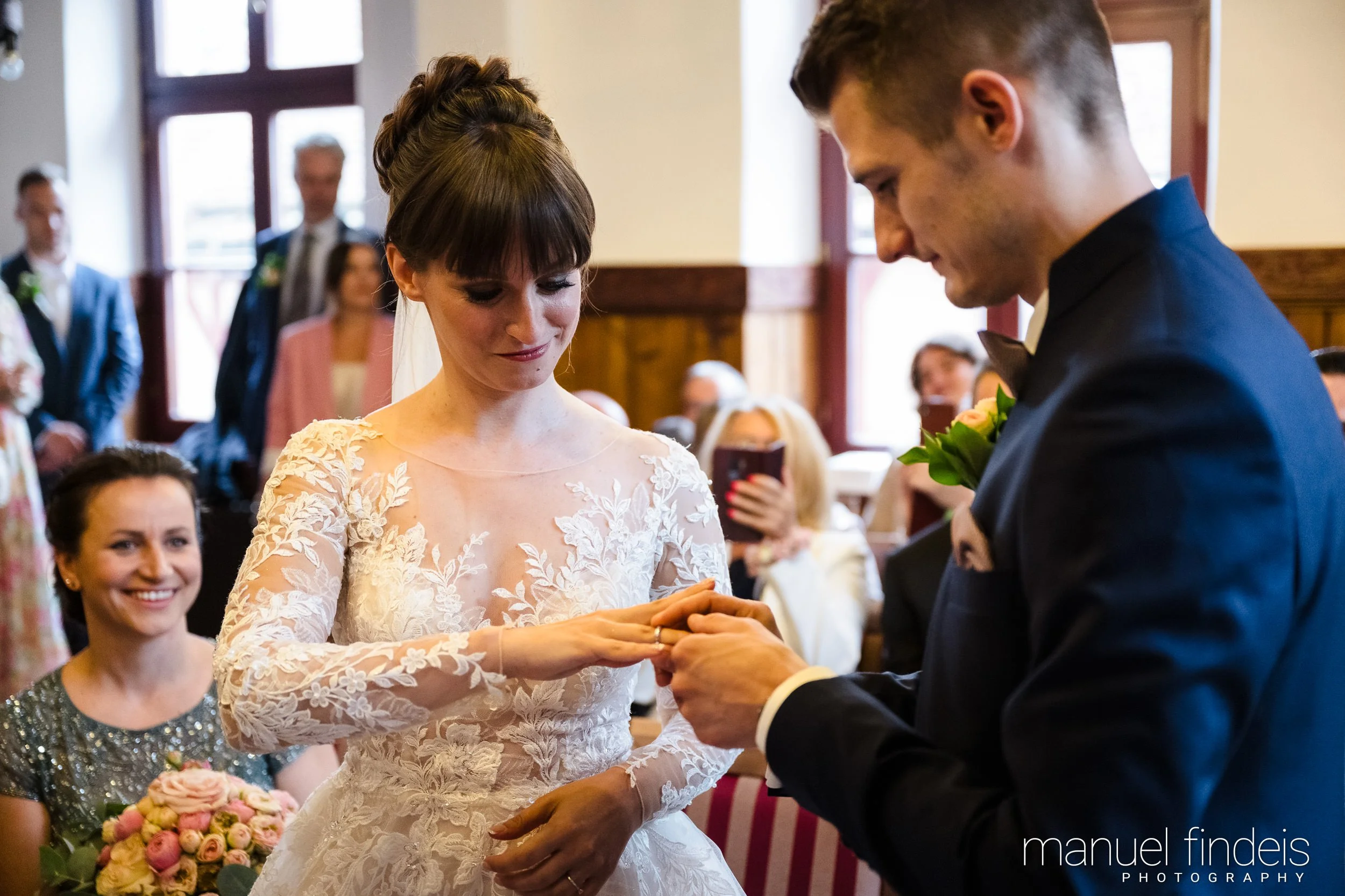 0206_Hochzeit-AuJ_www.manuelfindeis.com.jpg