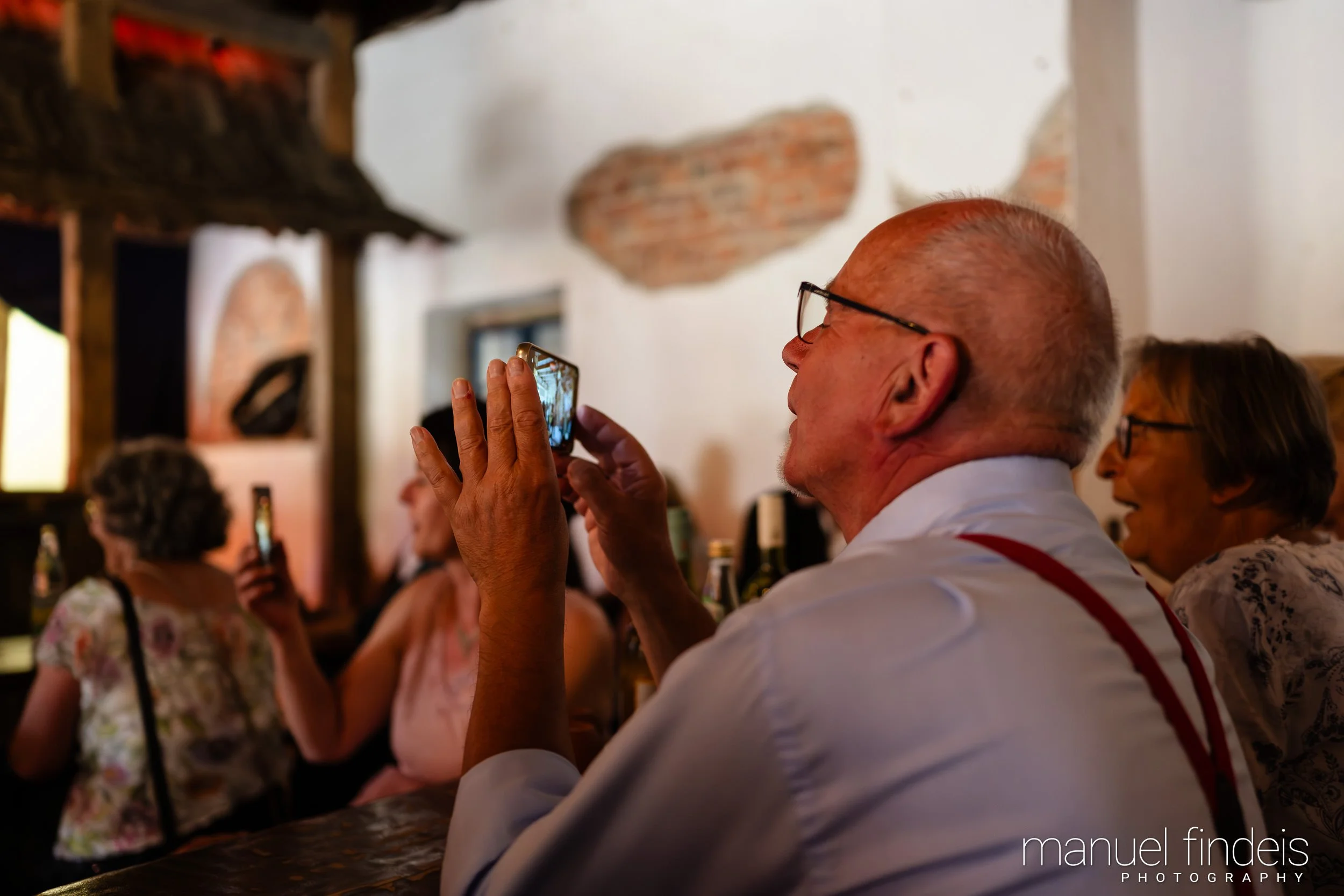 0694_Hochzeit-LUM_www.manuelfindeis.com.jpg