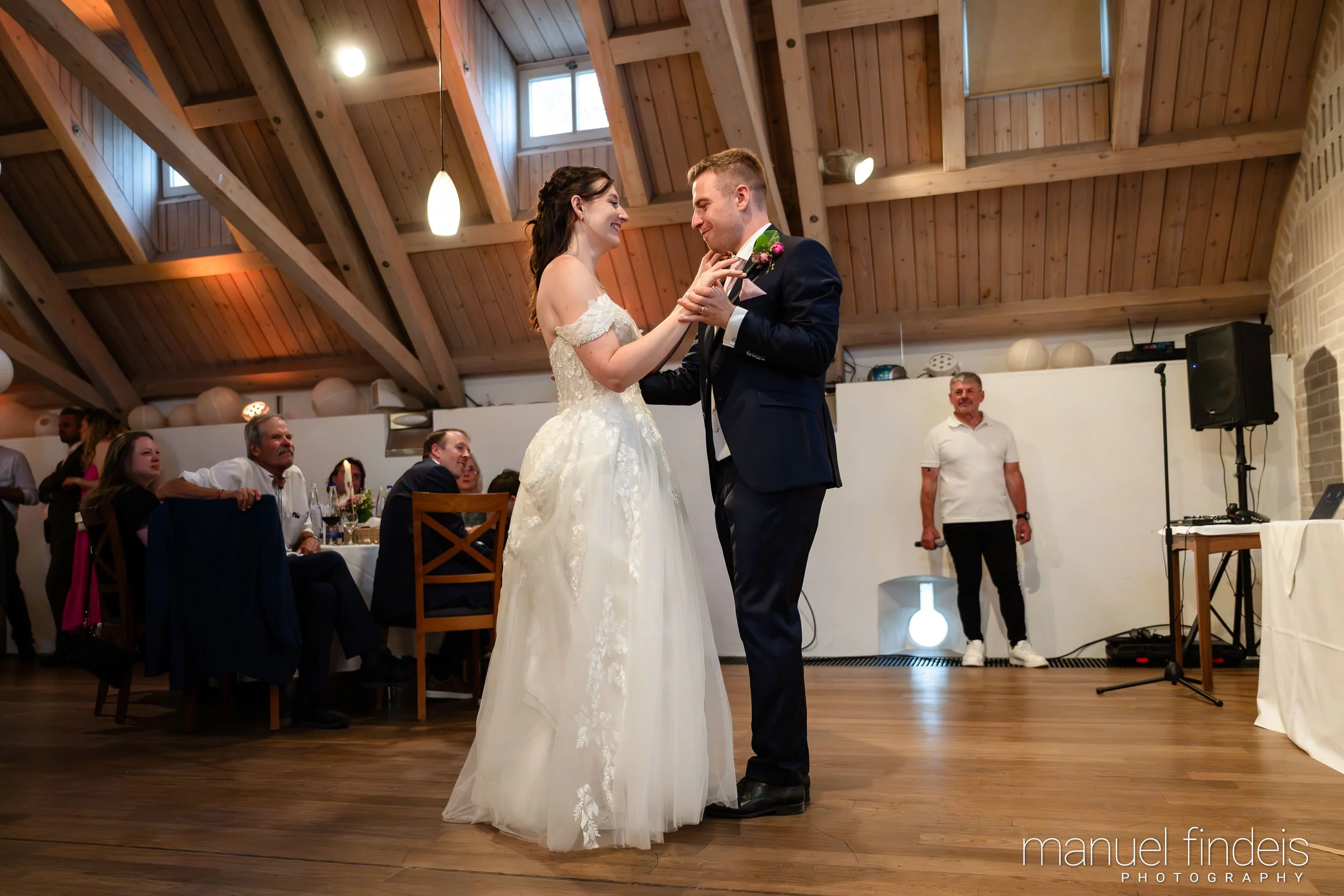 0670_Hochzeit_Rus_www.manuelfindeis.com.jpg