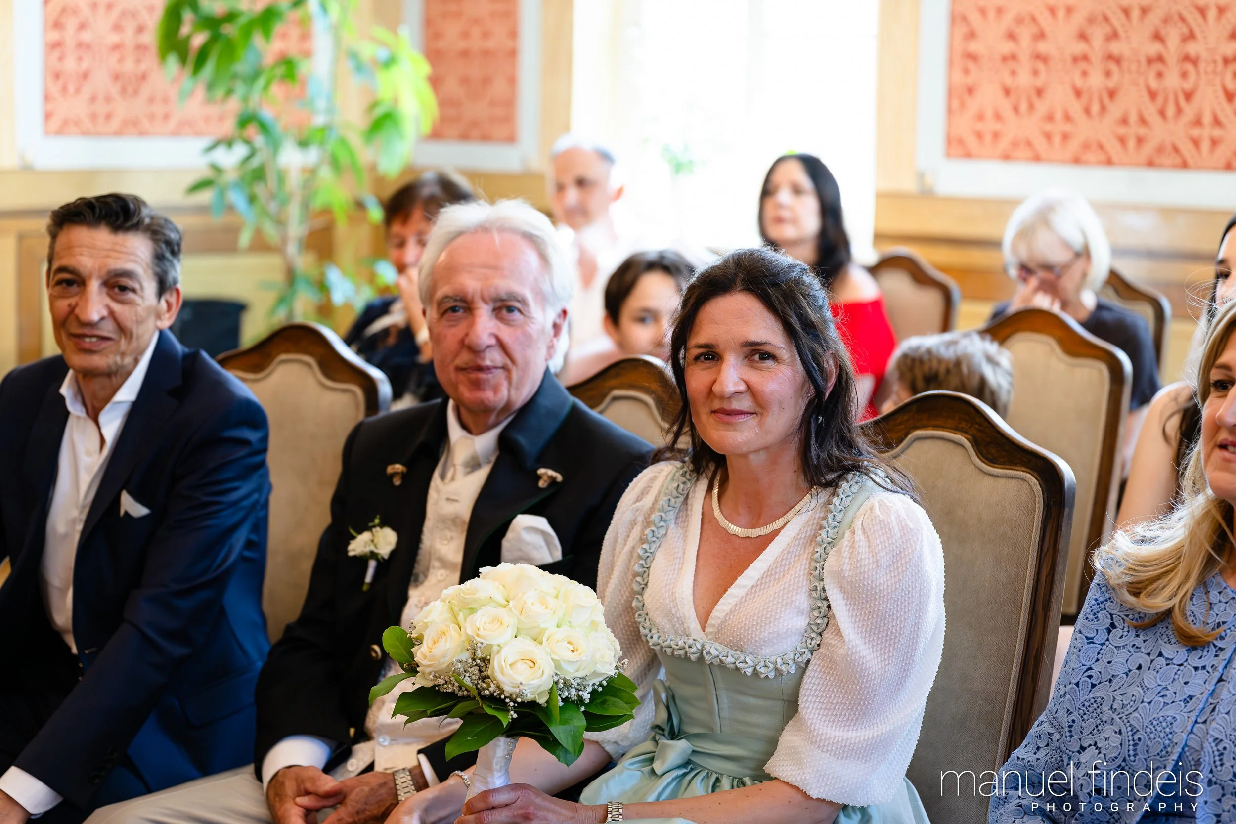 0175_Hochzeit_AuE_www.manuelfindeis.com.jpg