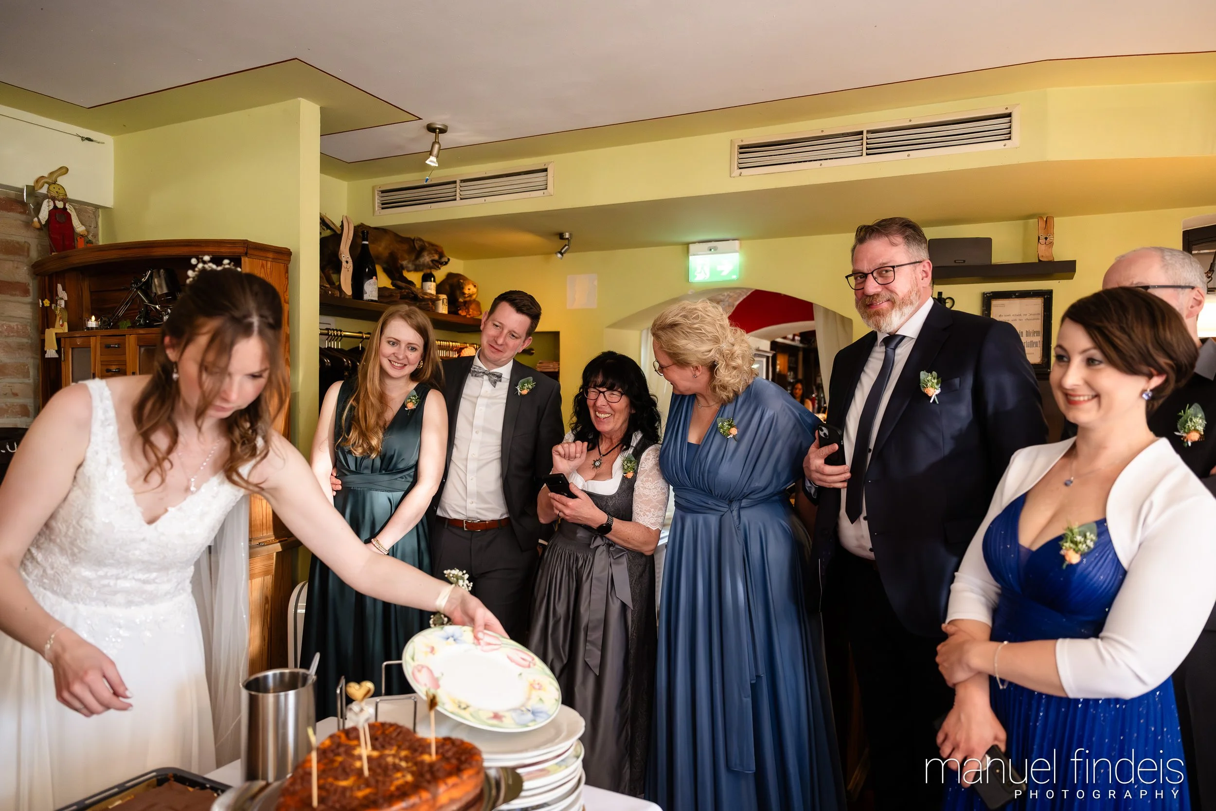 0736_Hochzeit_VuA_www.manuelfindeis.com.jpg