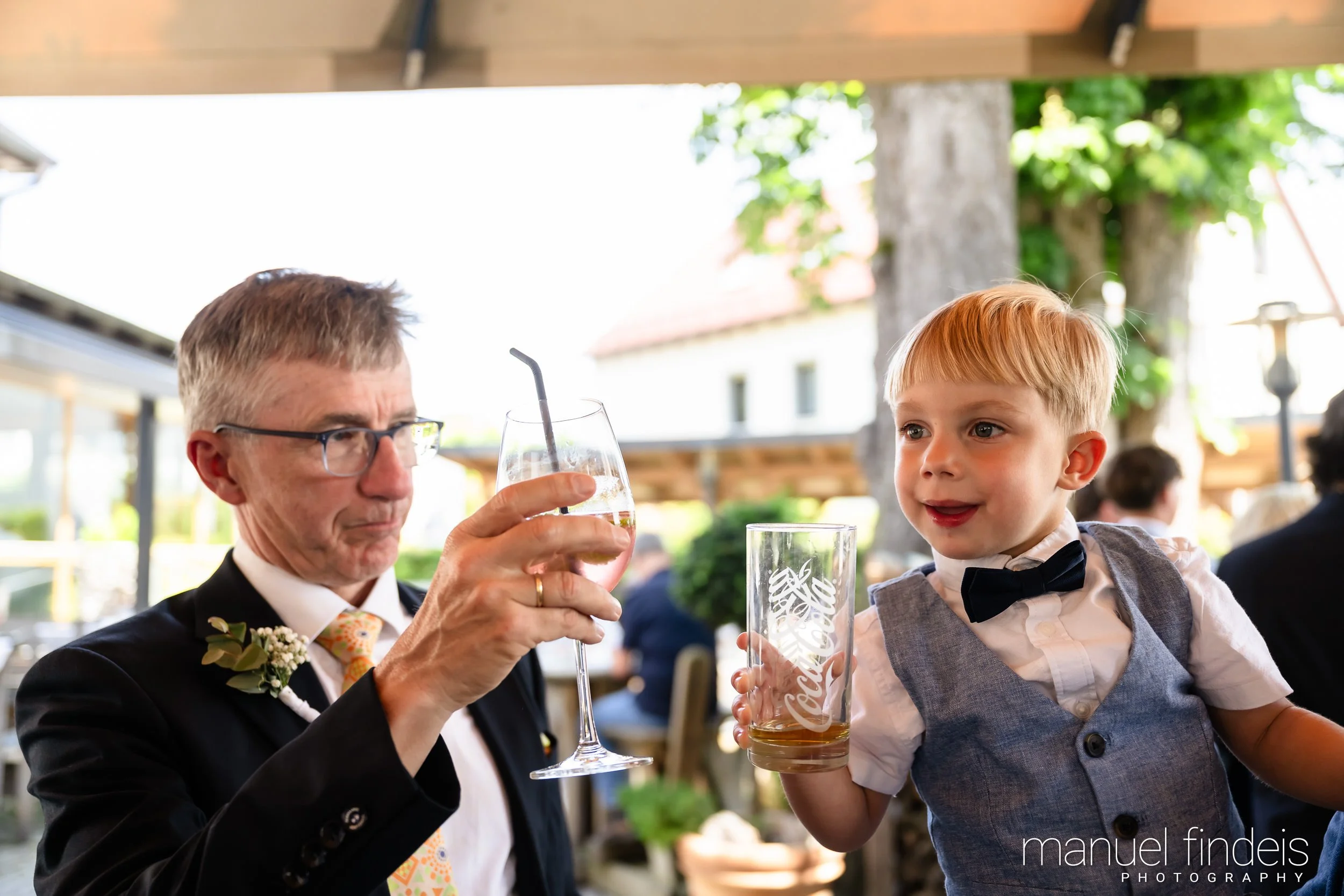 0470_Hochzeit_RundS_www.manuelfindeis.com.jpg
