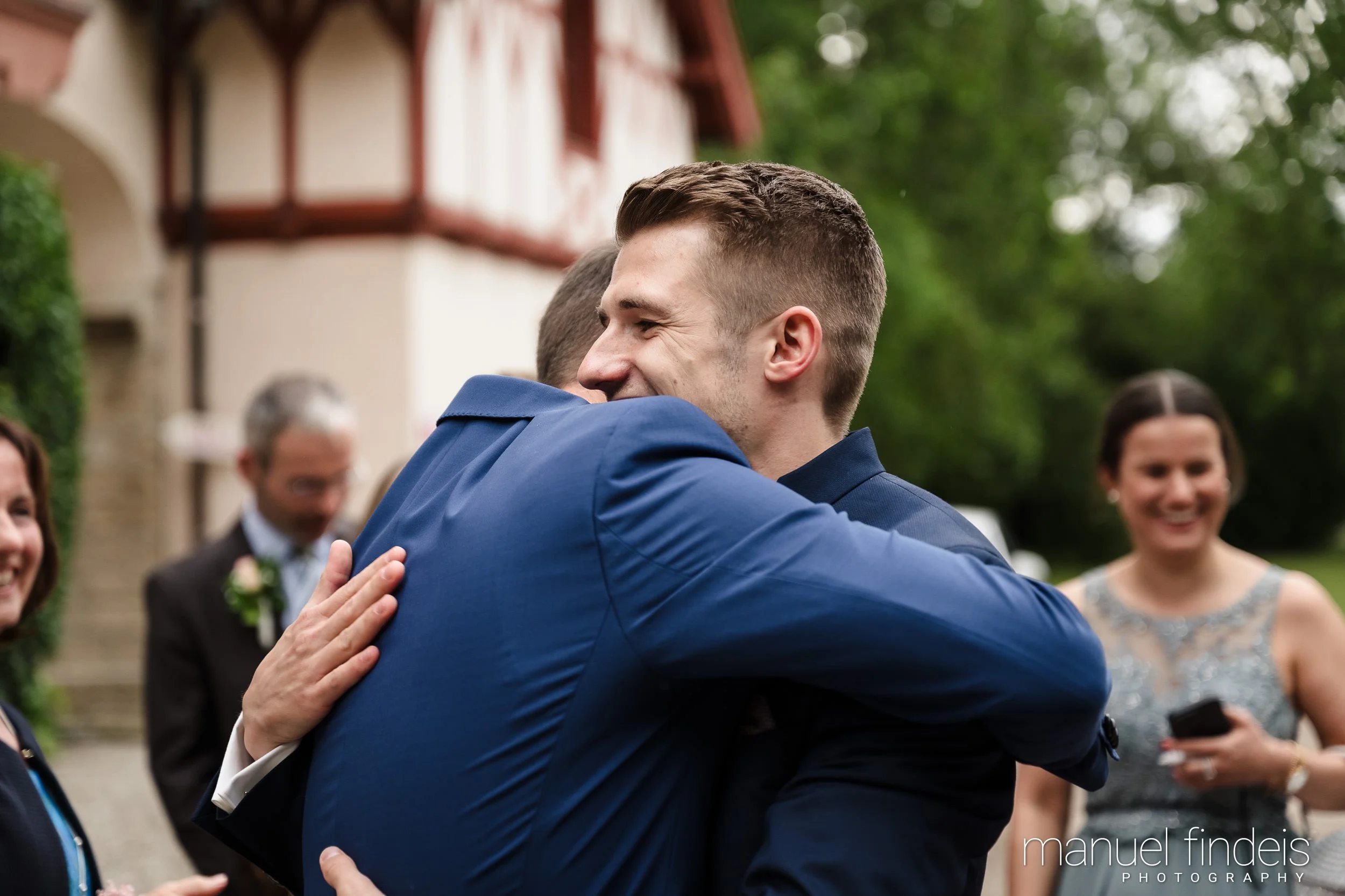 0367_Hochzeit-AuJ_www.manuelfindeis.com.jpg