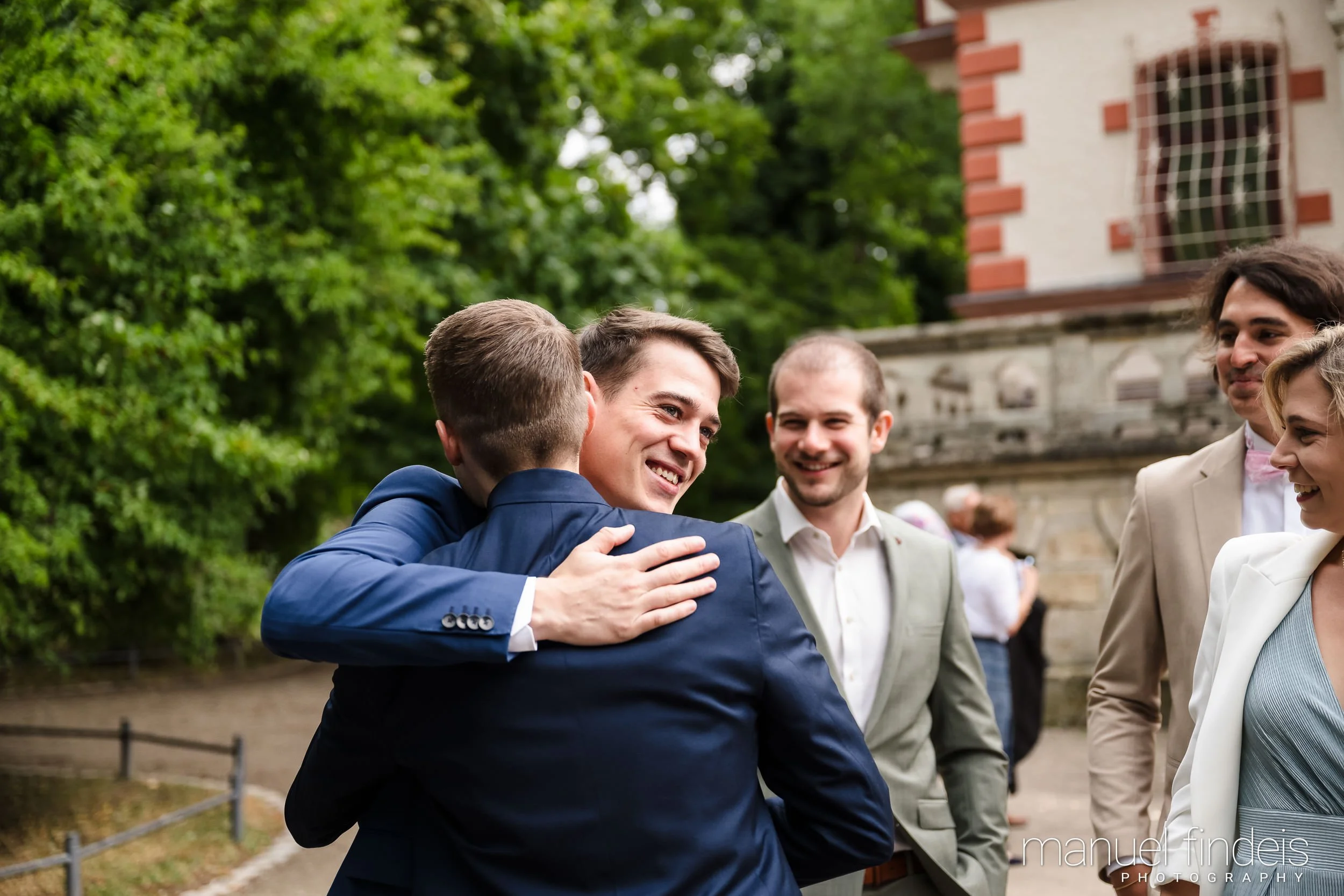 0010_Hochzeit-AuJ_www.manuelfindeis.com.jpg