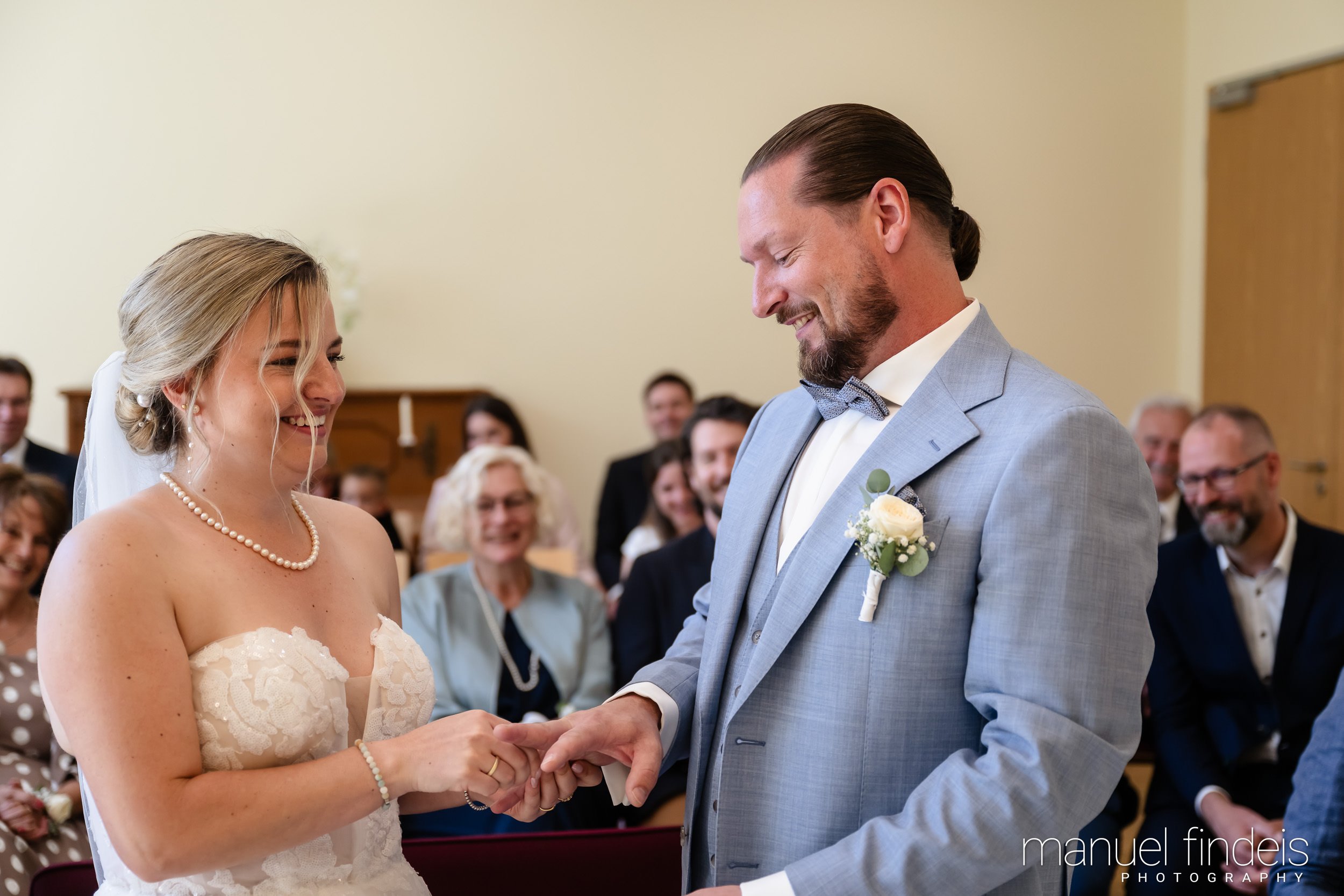 0278_Hochzeit_RundS_www.manuelfindeis.com.jpg