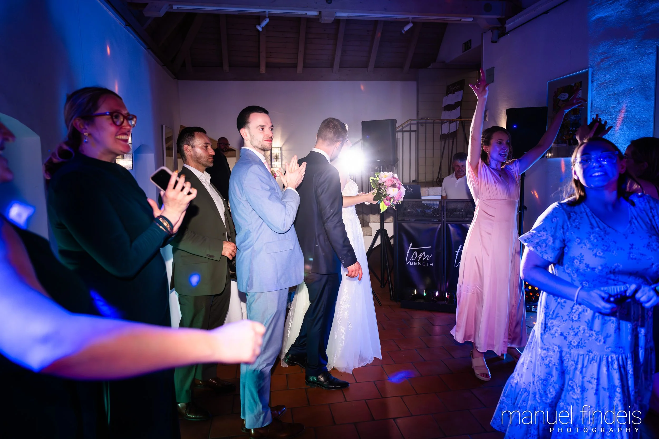 1039_Hochzeit_RuS_www.manuelfindeis.com.jpg