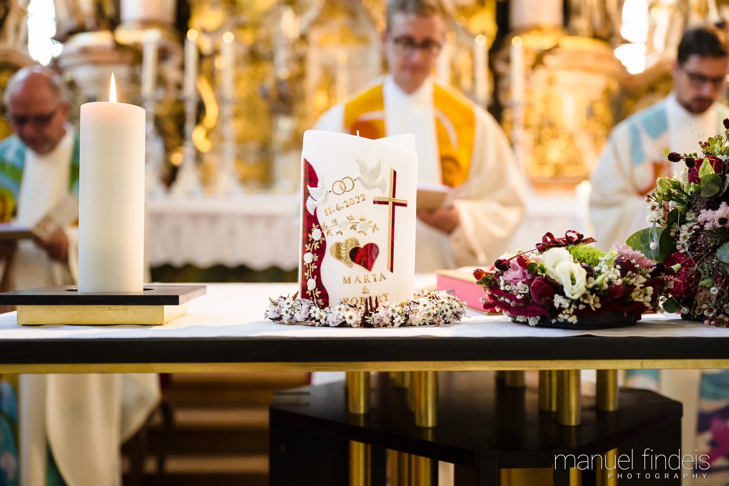 0208_Hochzeit-MuR-Kirche_www.manuelfindeis.com.jpg