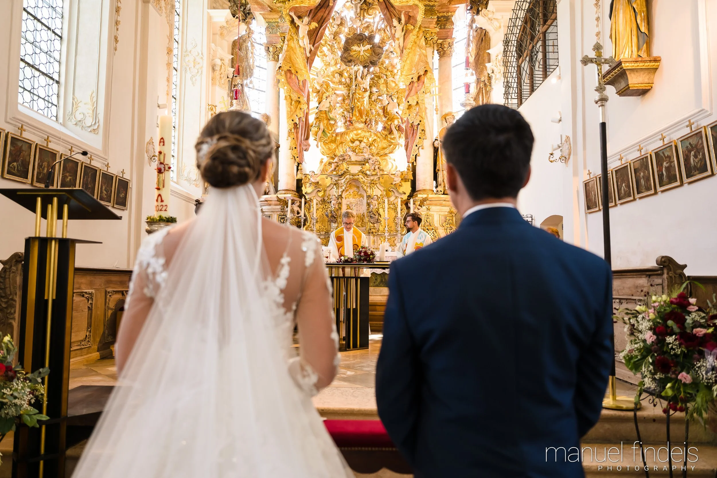 0200_Hochzeit-MuR-Kirche_www.manuelfindeis.com.jpg