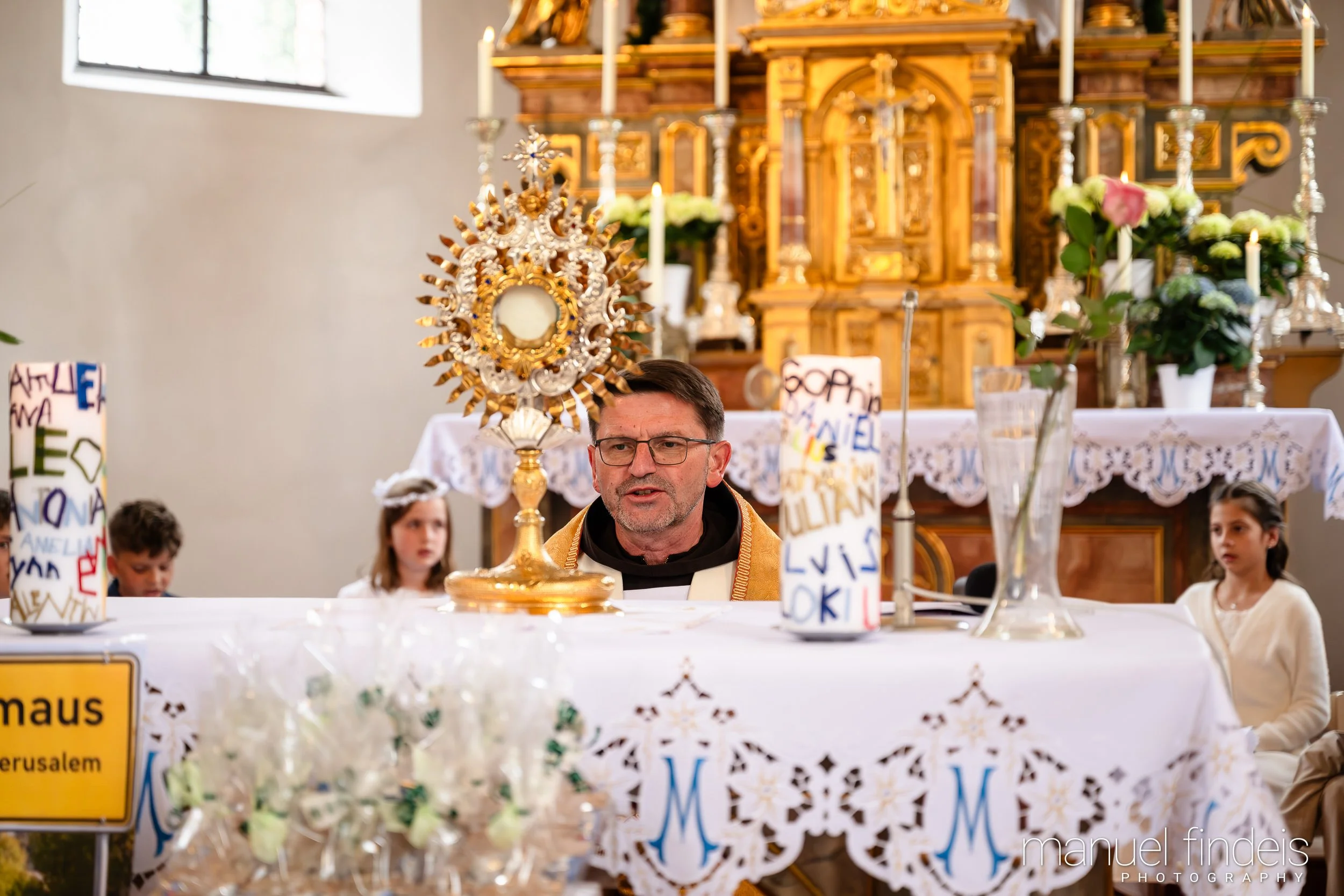 0656_Erstkommunion_2026_www.manuelfindeis.com.jpg