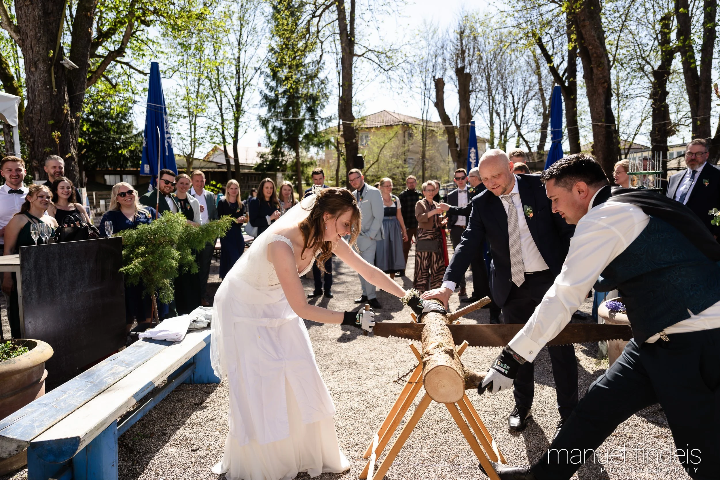 0594_Hochzeit_VuA_www.manuelfindeis.com.jpg