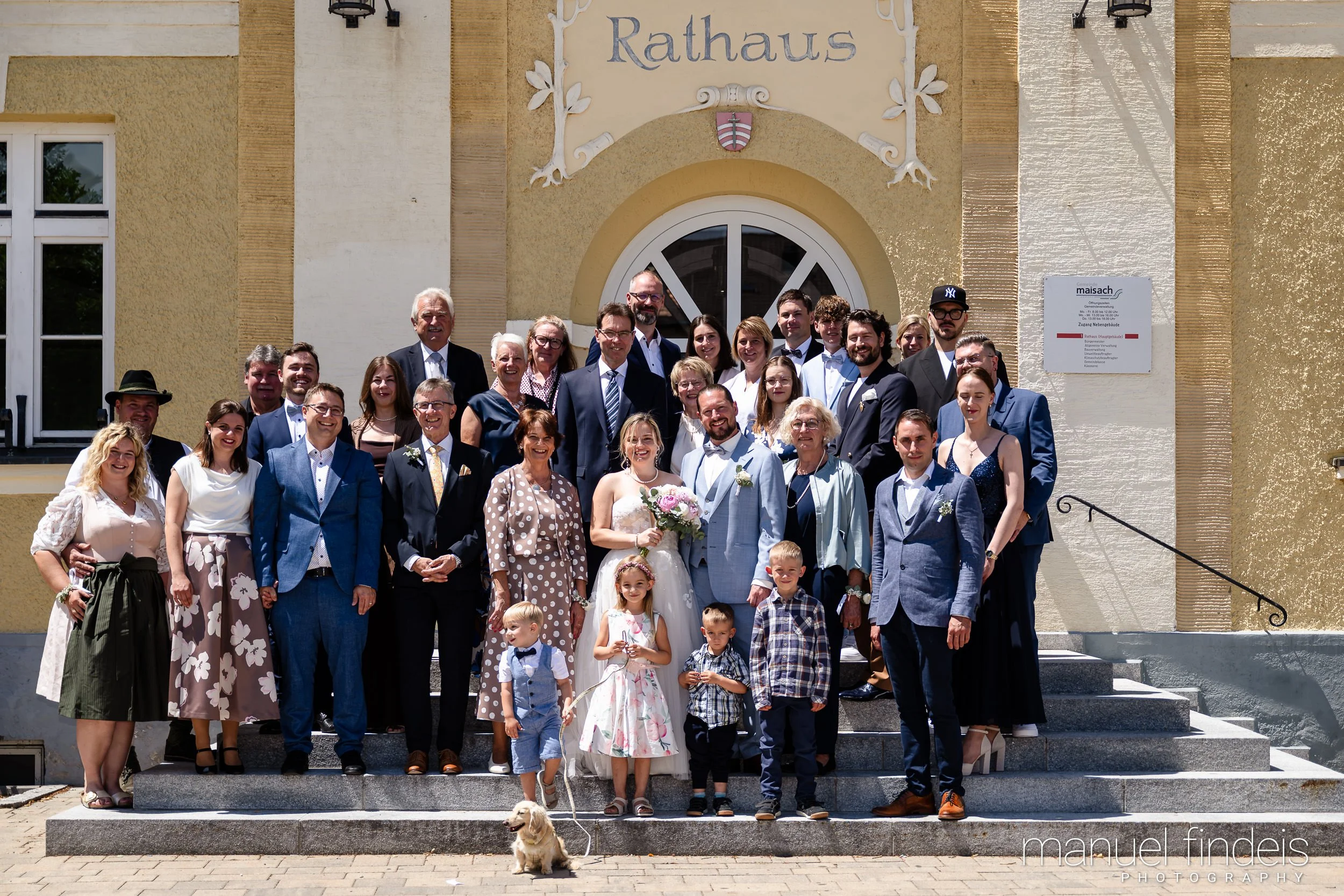 Sektempfang und Gruppenbilder