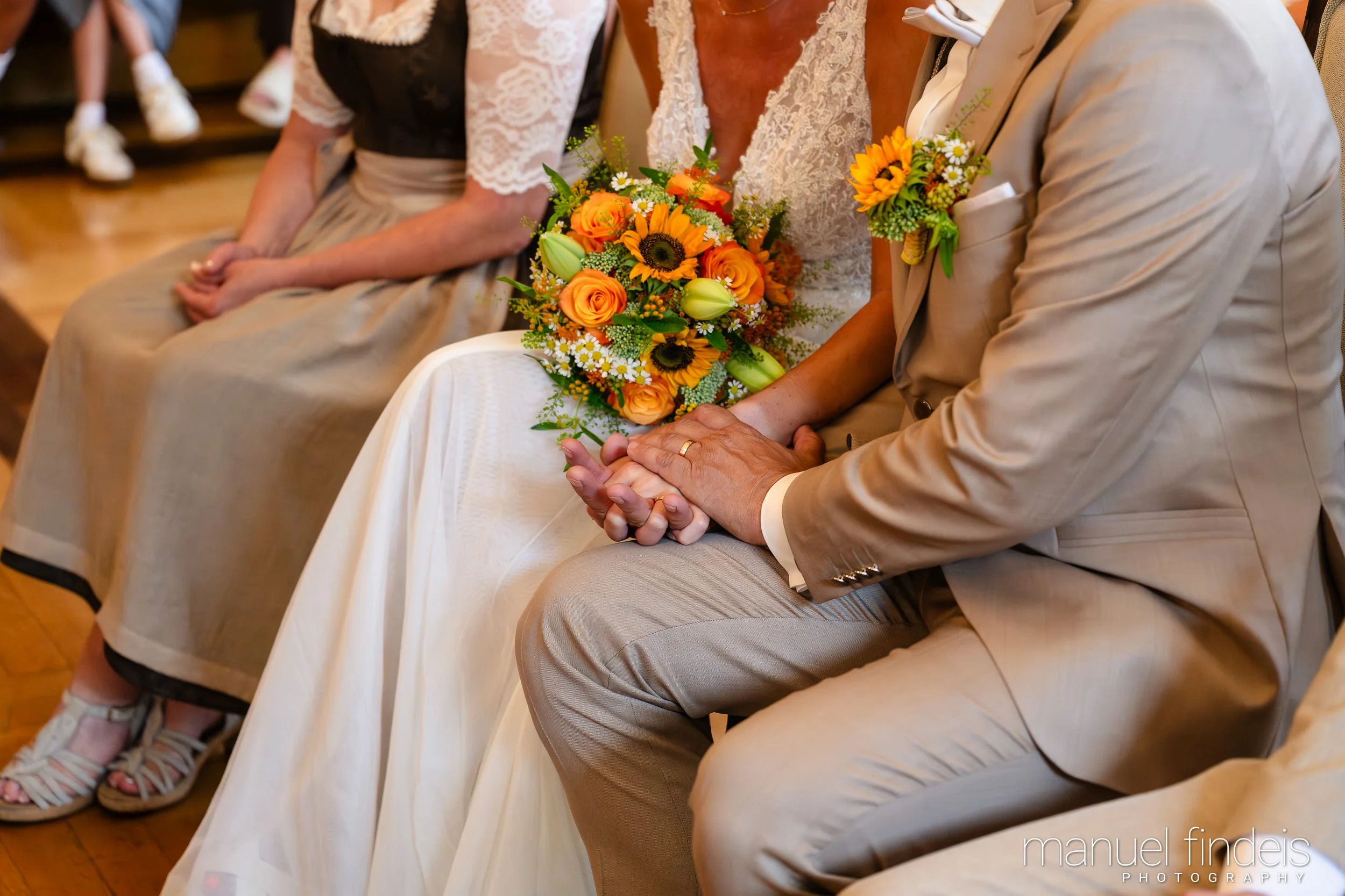 0214_Hochzeit_CuR_www.manuelfindeis.com.jpg
