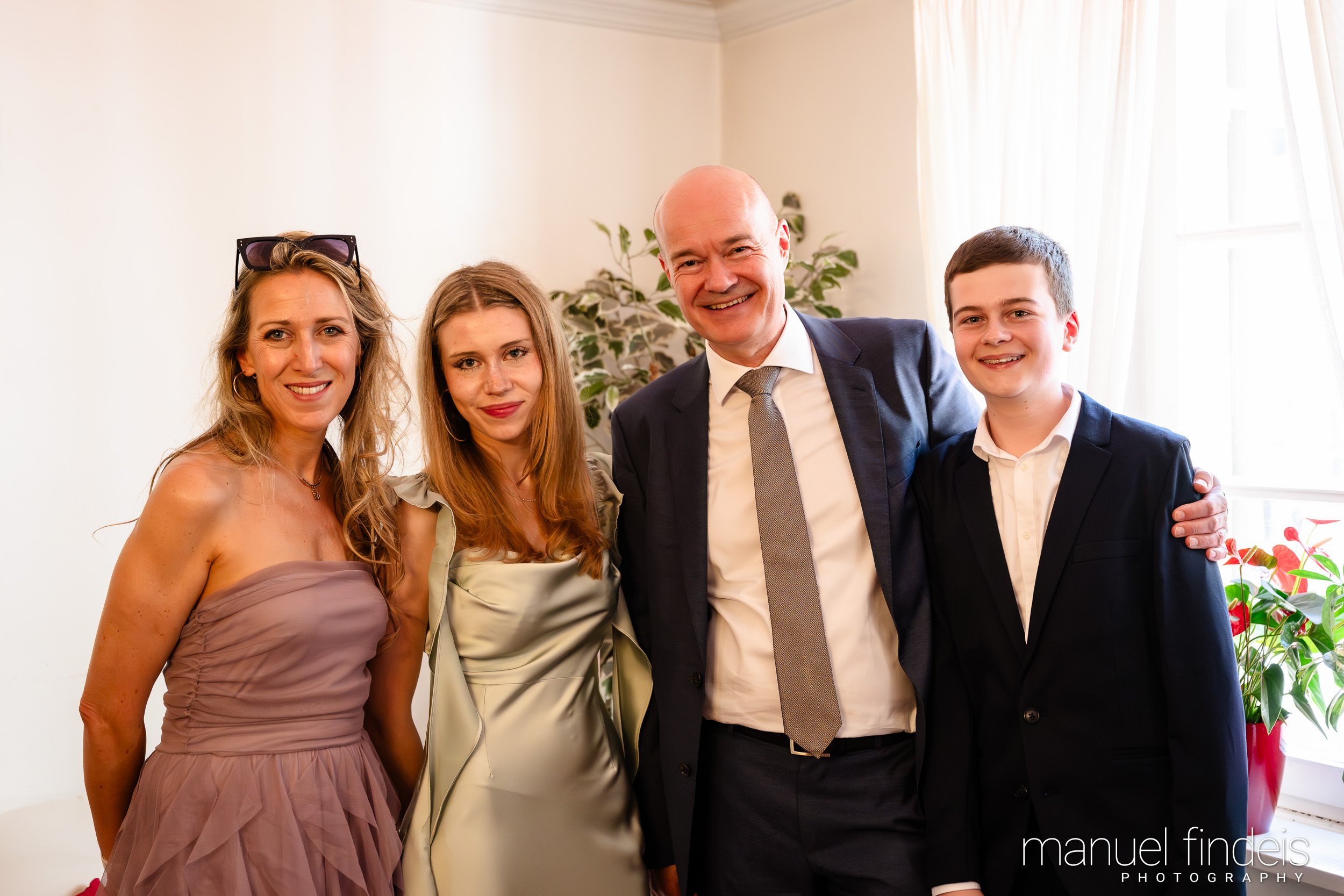 0025_Hochzeit_AuE_www.manuelfindeis.com.jpg