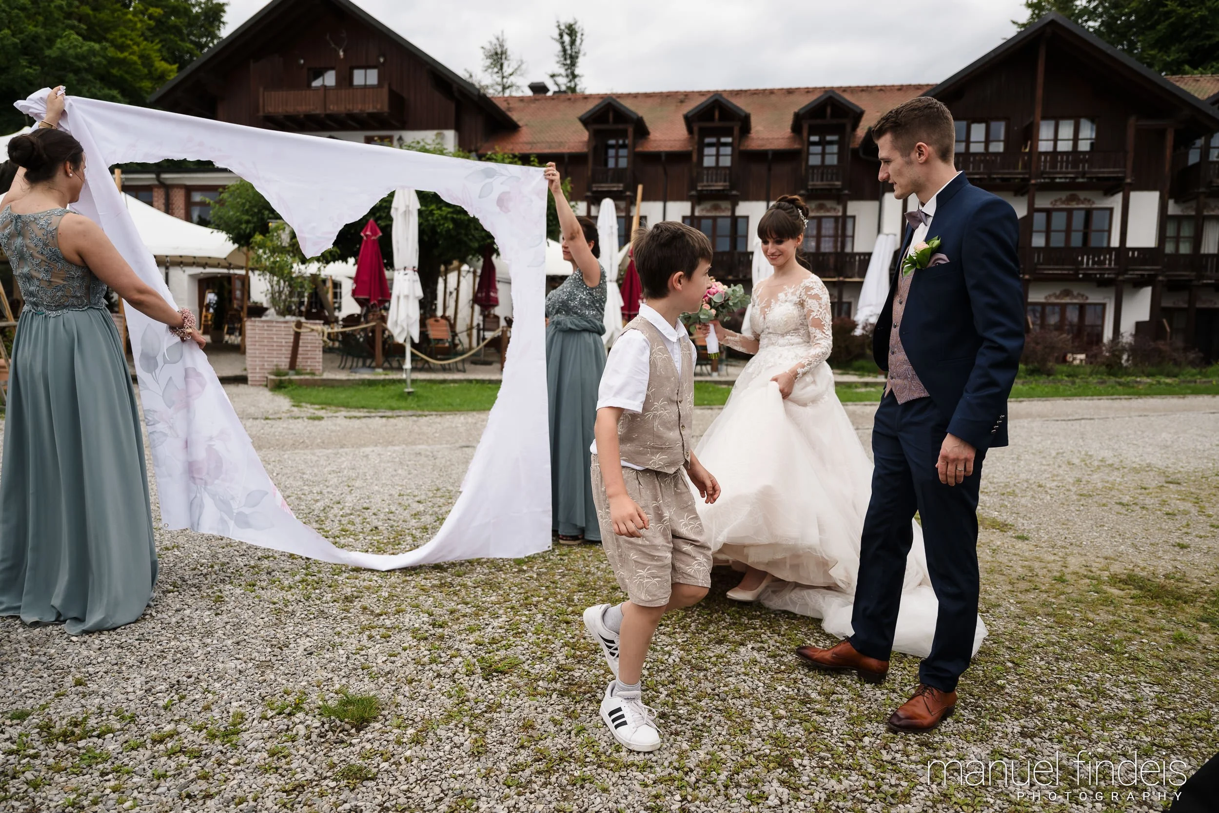 0603_Hochzeit-AuJ_www.manuelfindeis.com.jpg