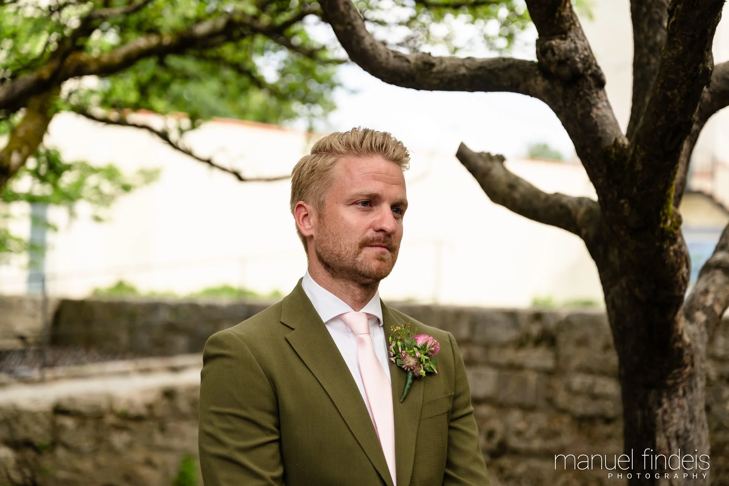 0186_Hochzeit_RuS_www.manuelfindeis.com.jpg