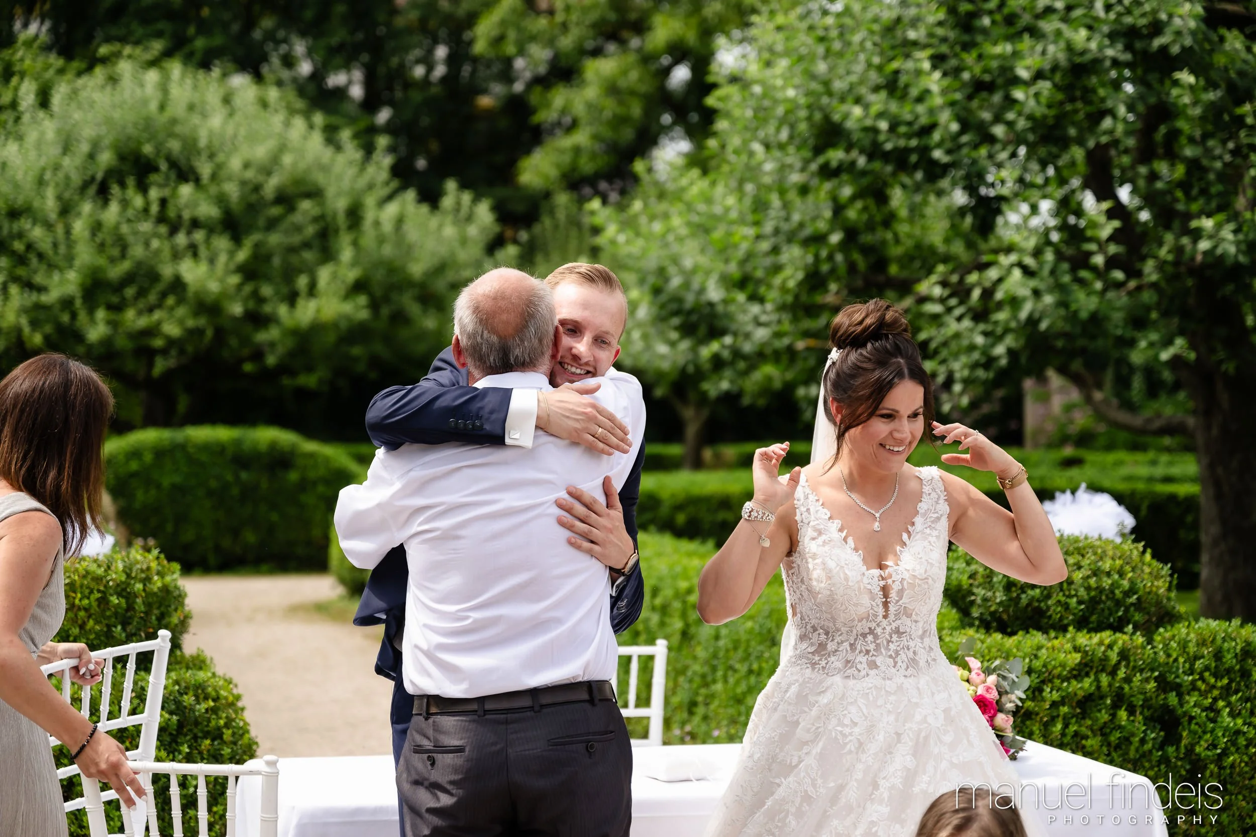 0260_Hochzeit-SuF_www.manuelfindeis.com.jpg