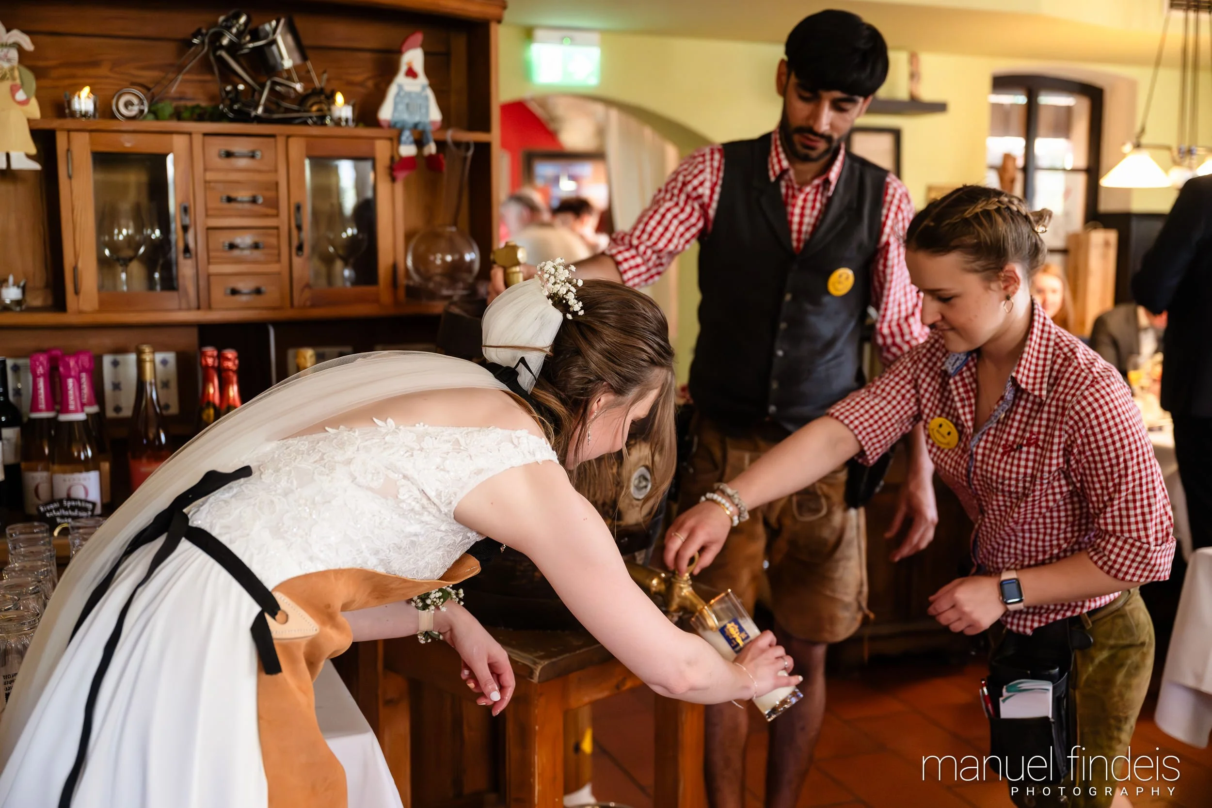 0691_Hochzeit_VuA_www.manuelfindeis.com.jpg