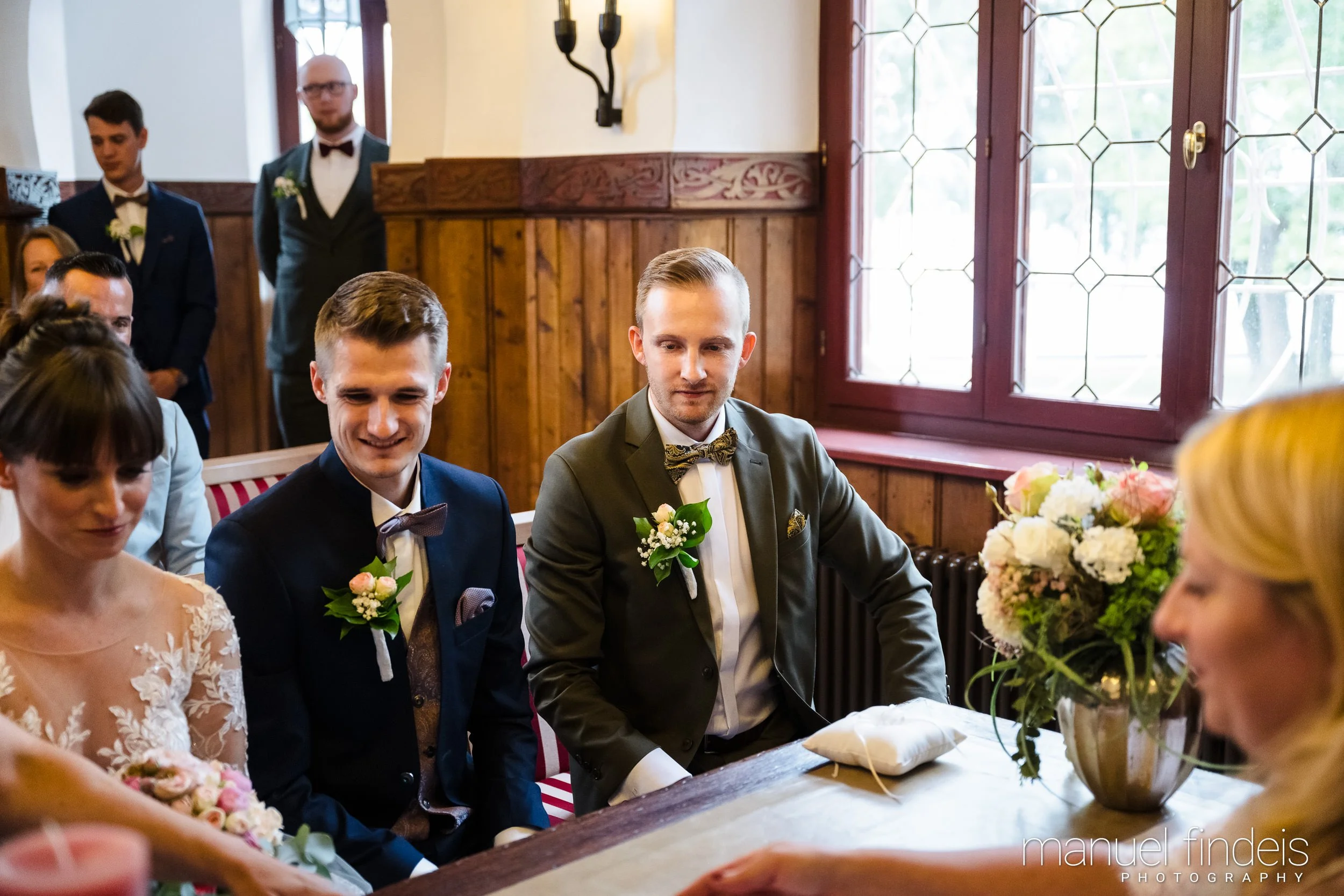 0254_Hochzeit-AuJ_www.manuelfindeis.com.jpg