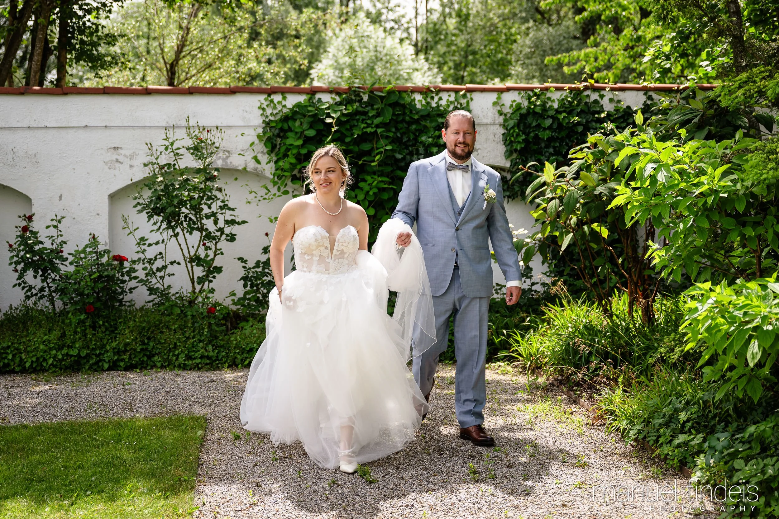 0138_Hochzeit_RundS_www.manuelfindeis.com.jpg