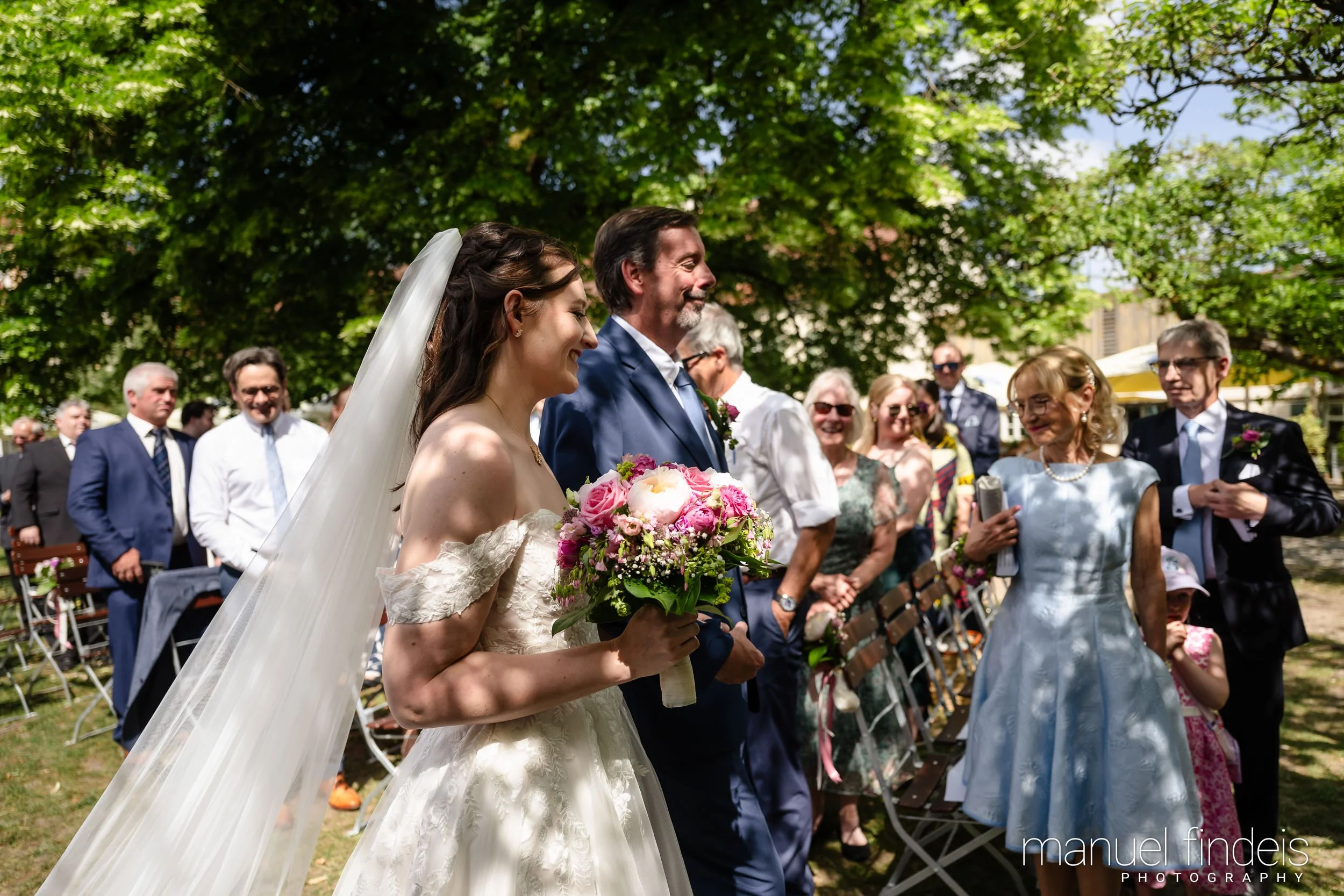 0097_Hochzeit_RuS_www.manuelfindeis.com.jpg