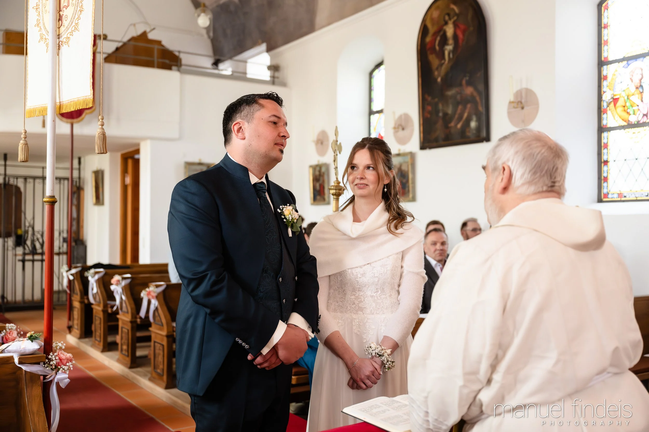 0253_Hochzeit_VuA_www.manuelfindeis.com.jpg
