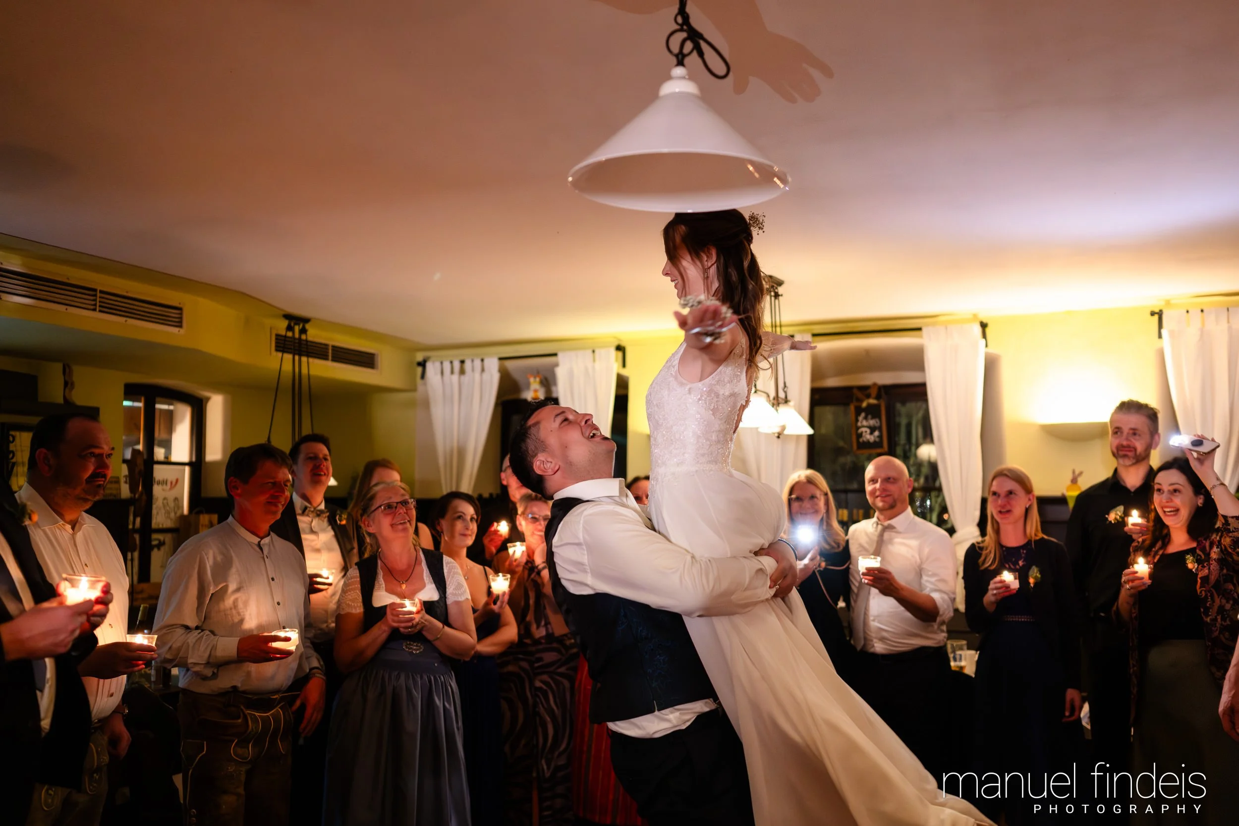 0935_Hochzeit_VuA_www.manuelfindeis.com.jpg