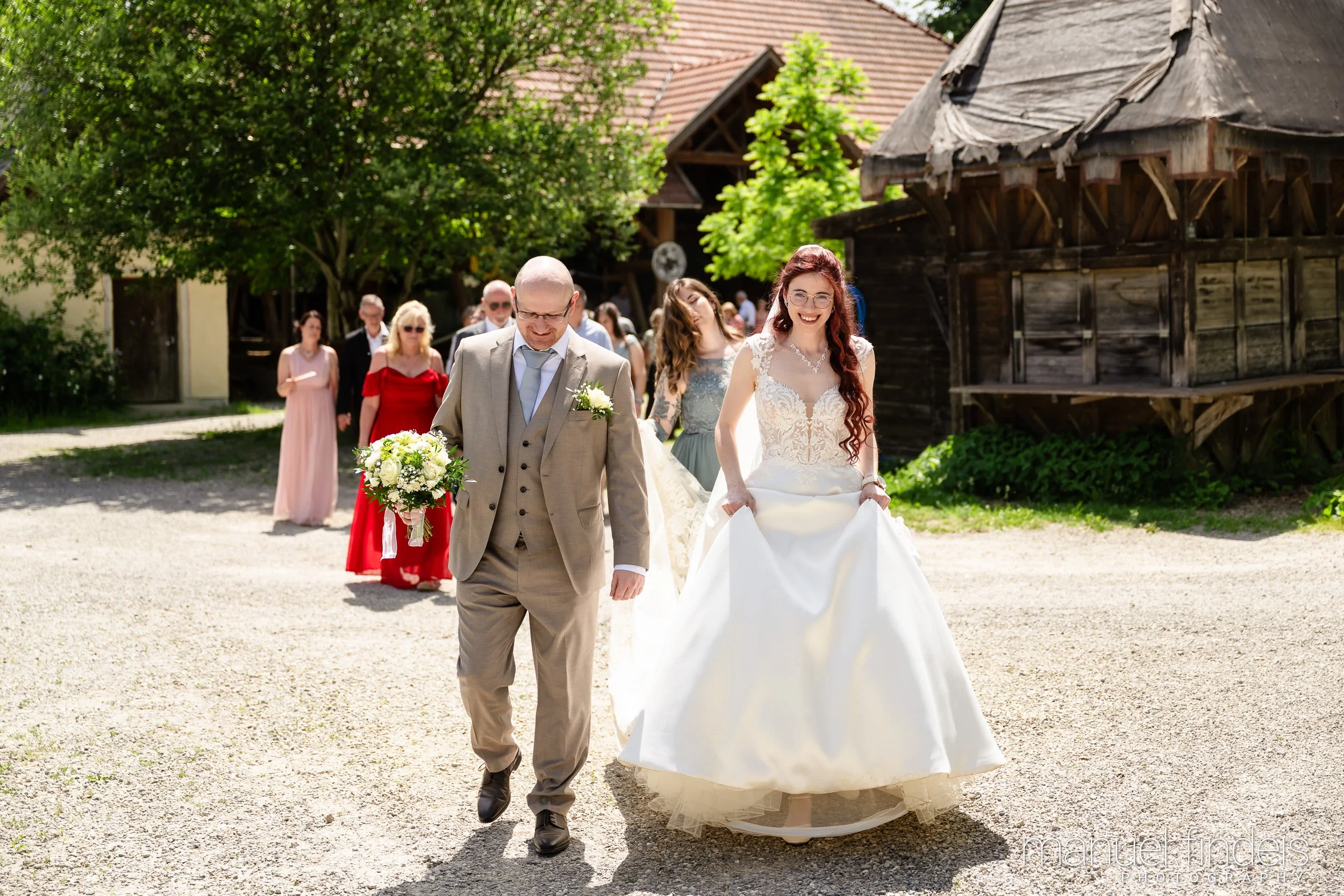0349_Hochzeit-LUM_www.manuelfindeis.com.jpg