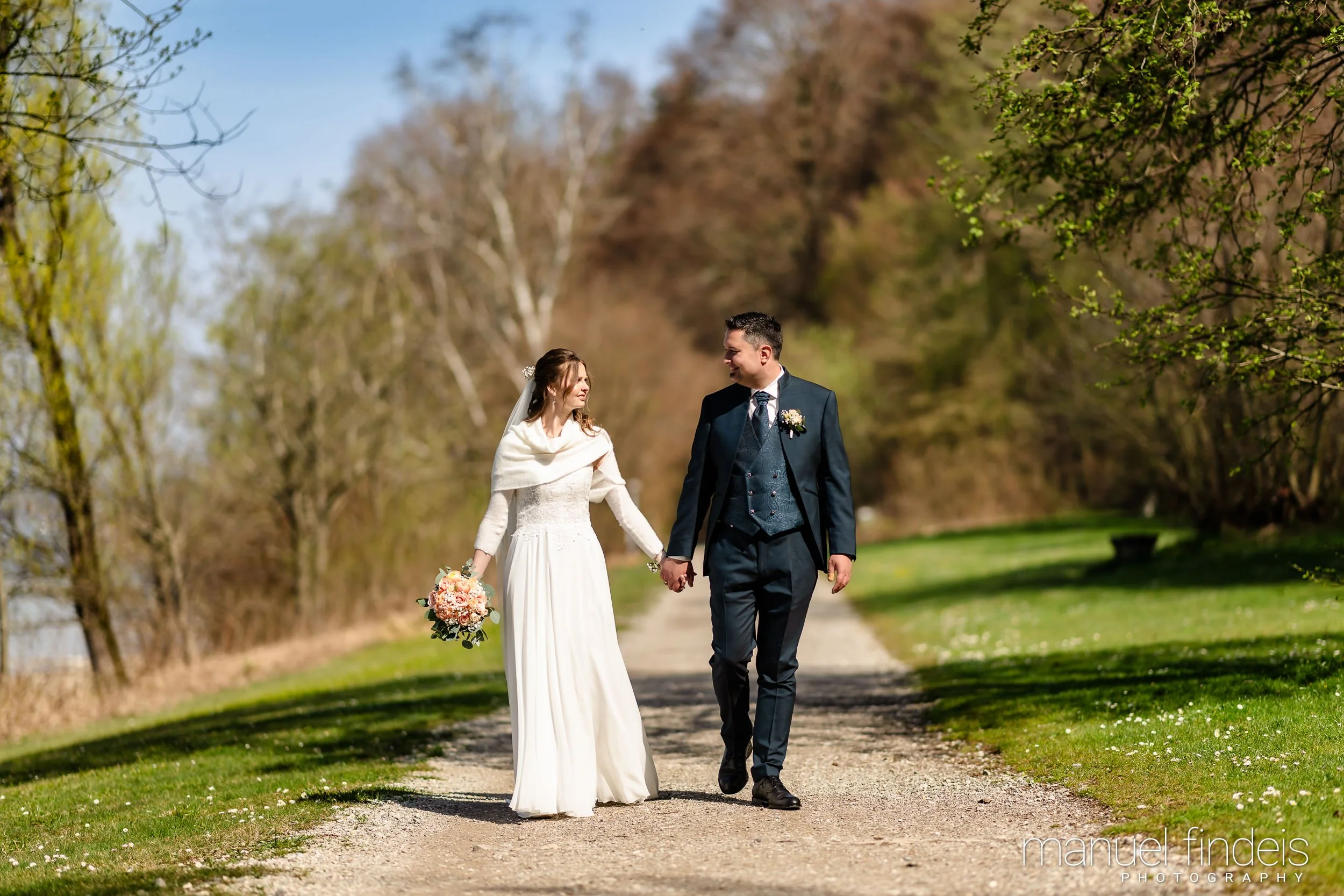 0073_Hochzeit_VuA_www.manuelfindeis.com.jpg