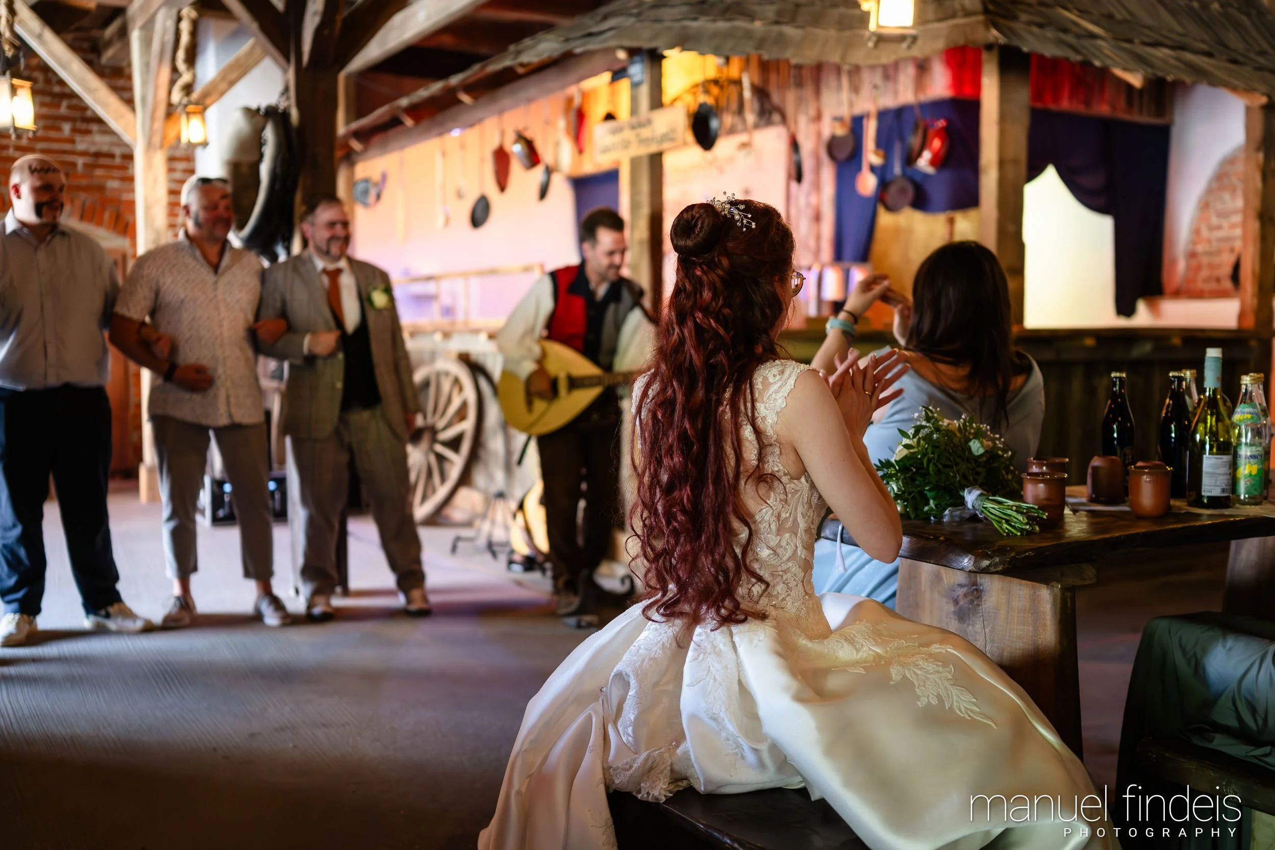 0722_Hochzeit-LUM_www.manuelfindeis.com.jpg