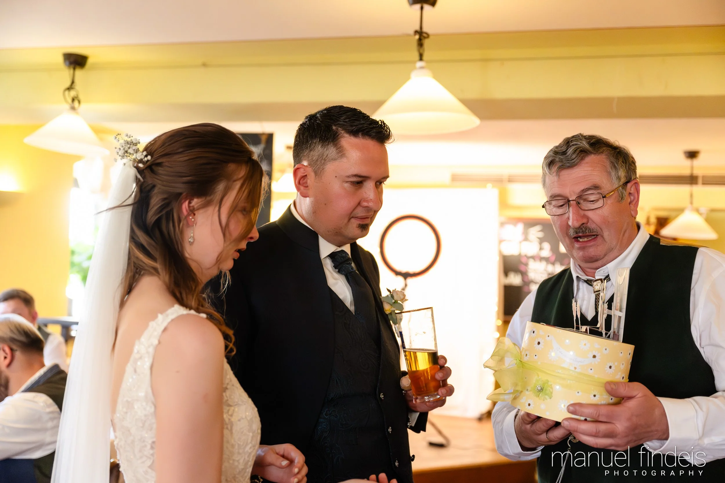 0779_Hochzeit_VuA_www.manuelfindeis.com.jpg