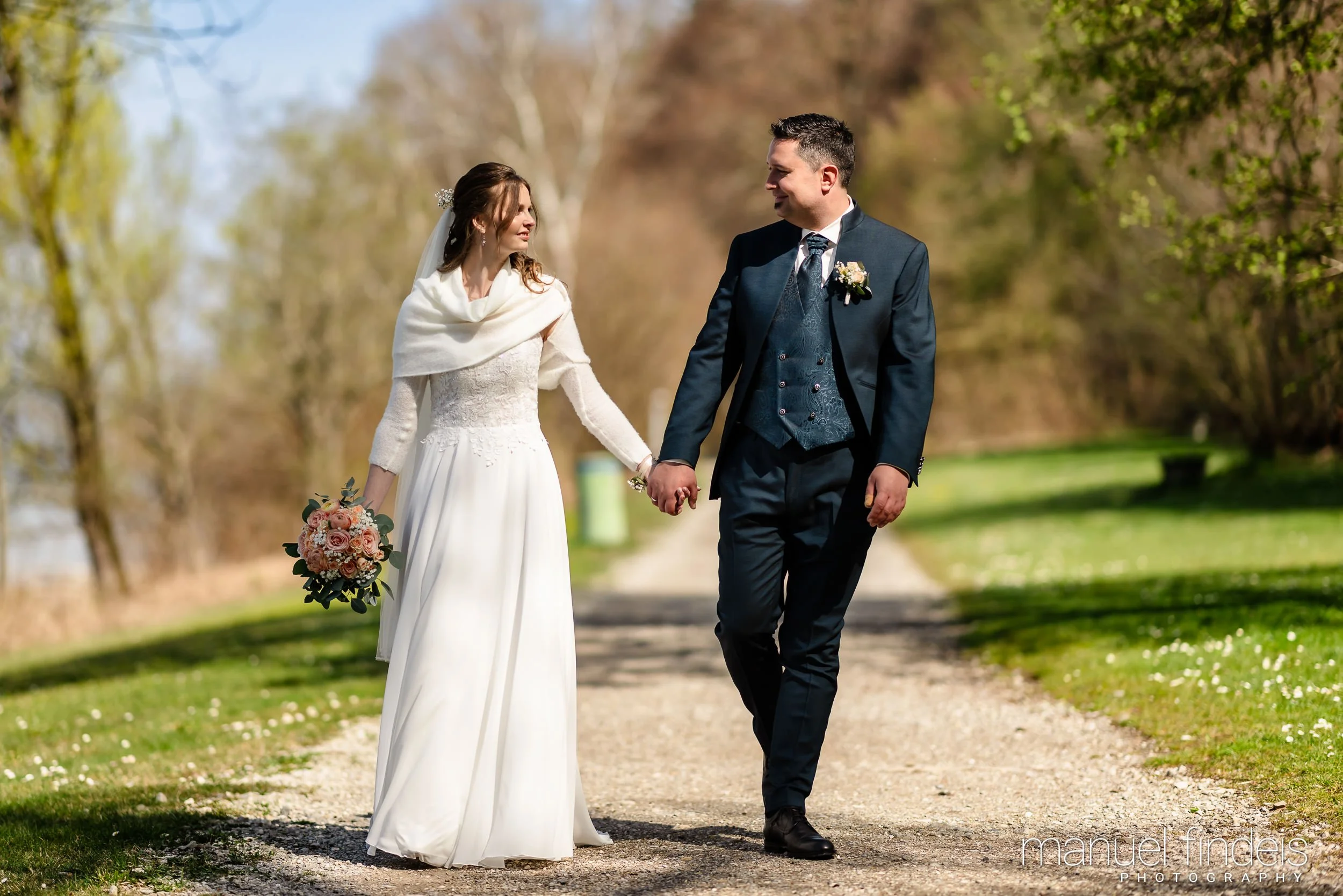 0075_Hochzeit_VuA_www.manuelfindeis.com.jpg