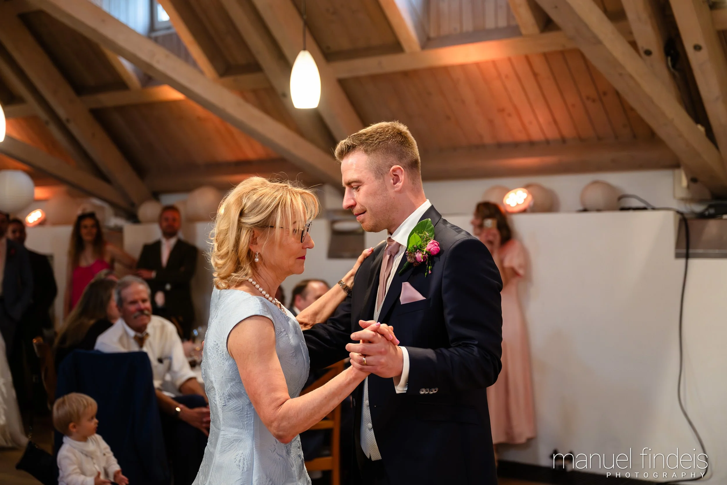 0760_Hochzeit_Rus_www.manuelfindeis.com.jpg