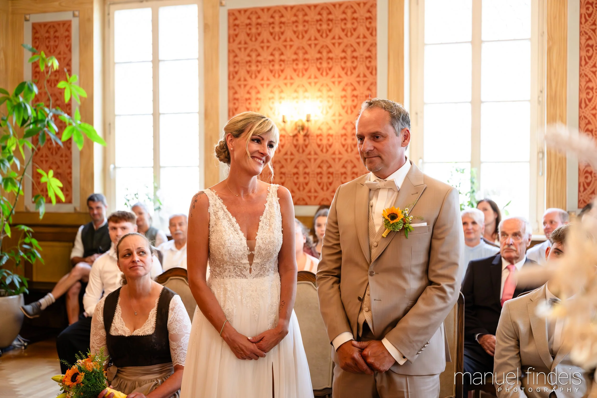 0148_Hochzeit_CuR_www.manuelfindeis.com.jpg