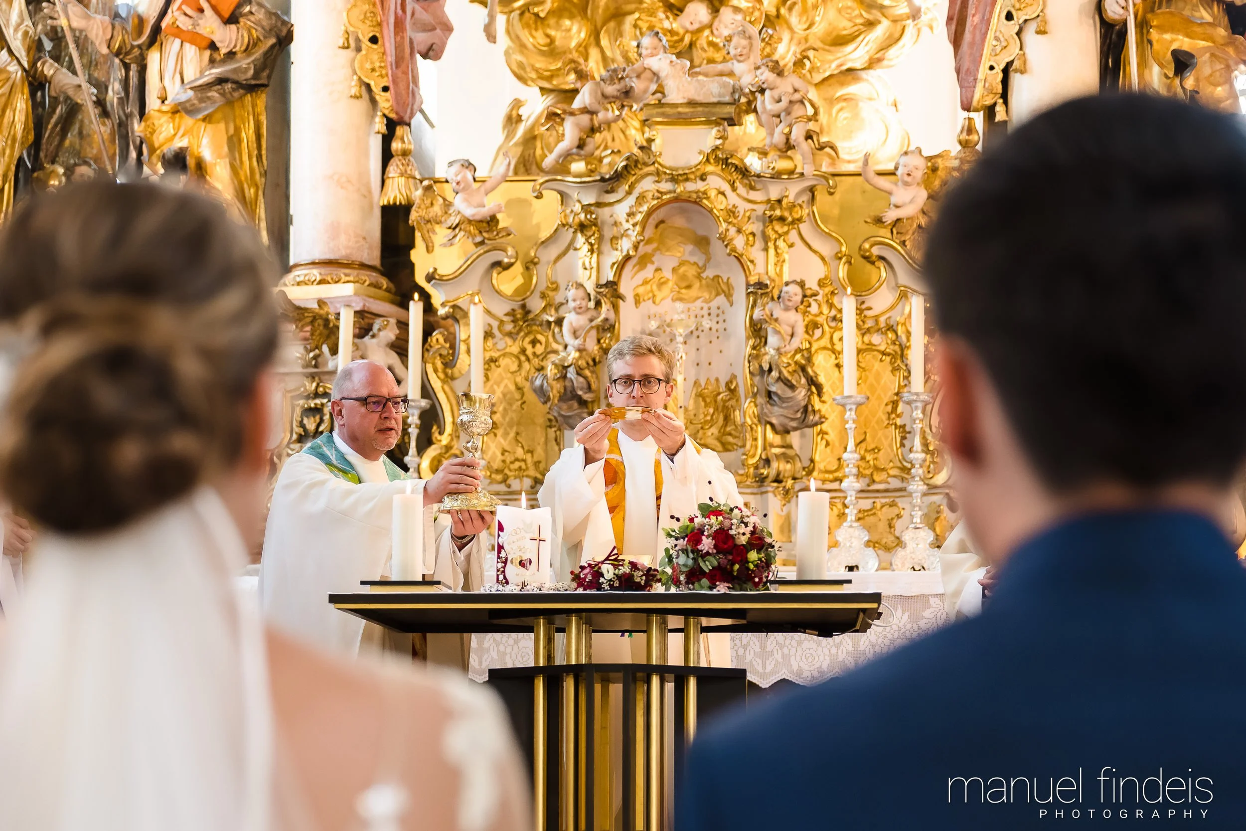 0430_Hochzeit-MuR-Kirche_www.manuelfindeis.com.jpg