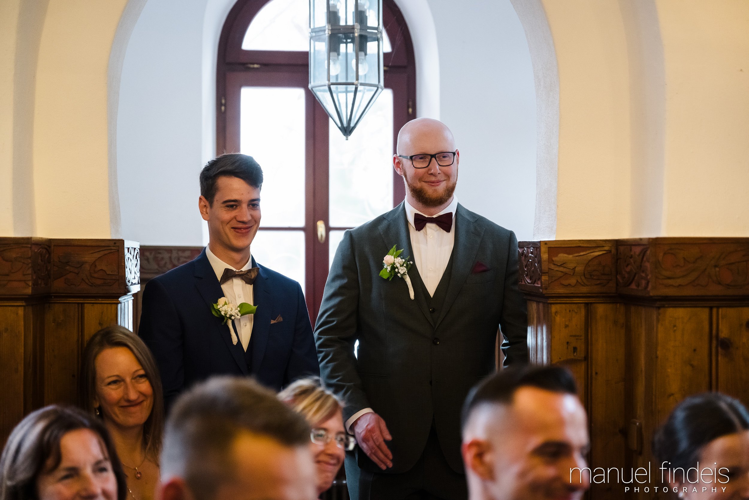 0243_Hochzeit-AuJ_www.manuelfindeis.com.jpg