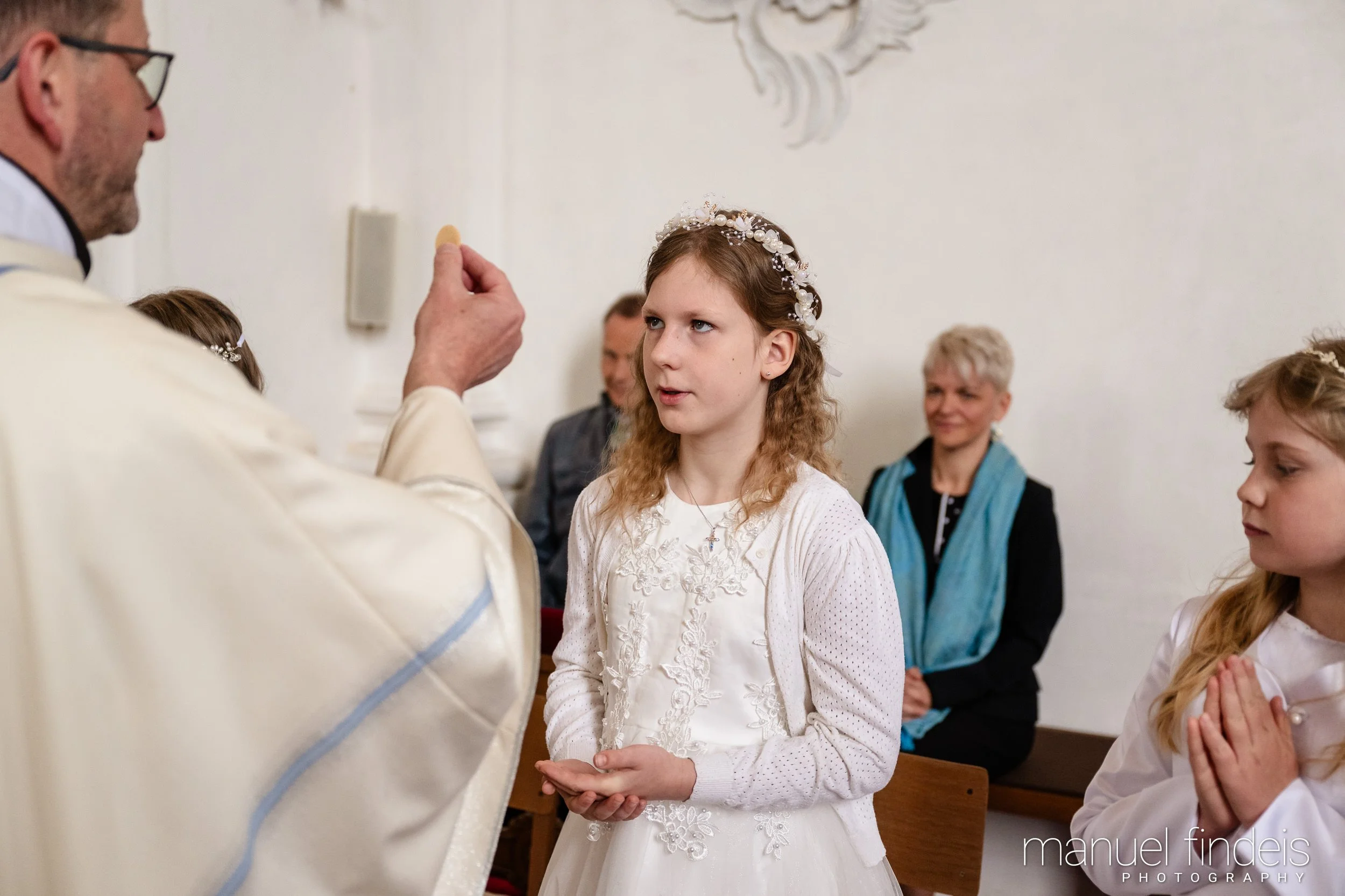 0384_Erstkommunion_2026_www.manuelfindeis.com.jpg
