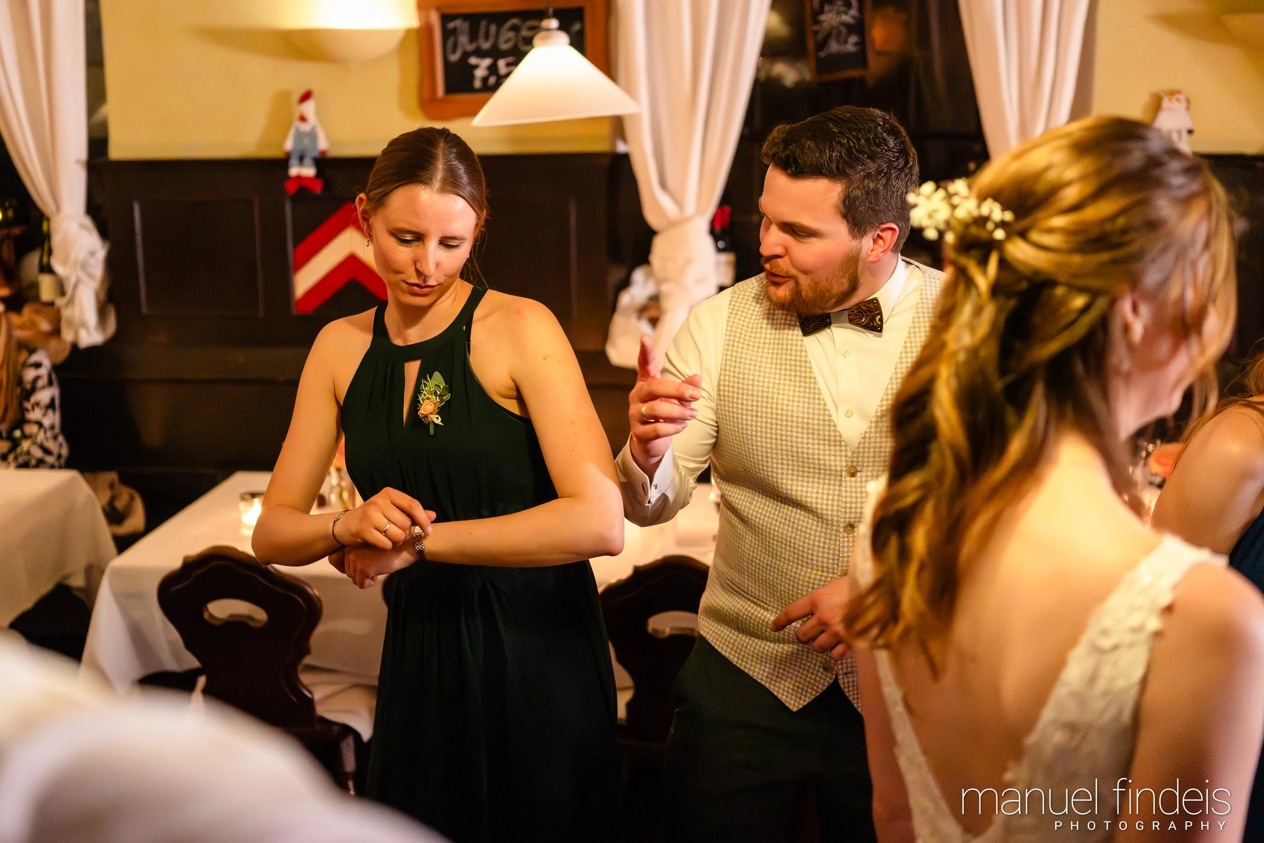 1059_Hochzeit_VuA_www.manuelfindeis.com.jpg