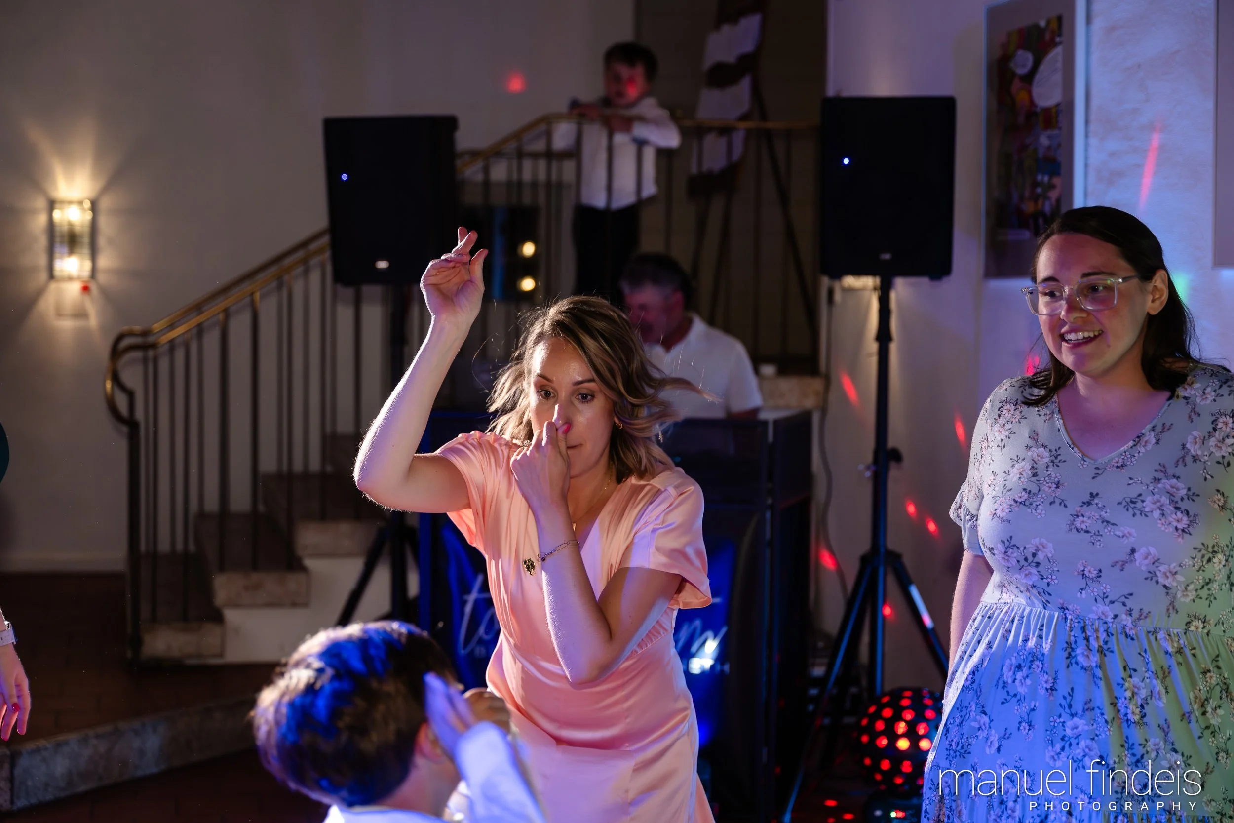1013_Hochzeit_RuS_www.manuelfindeis.com.jpg