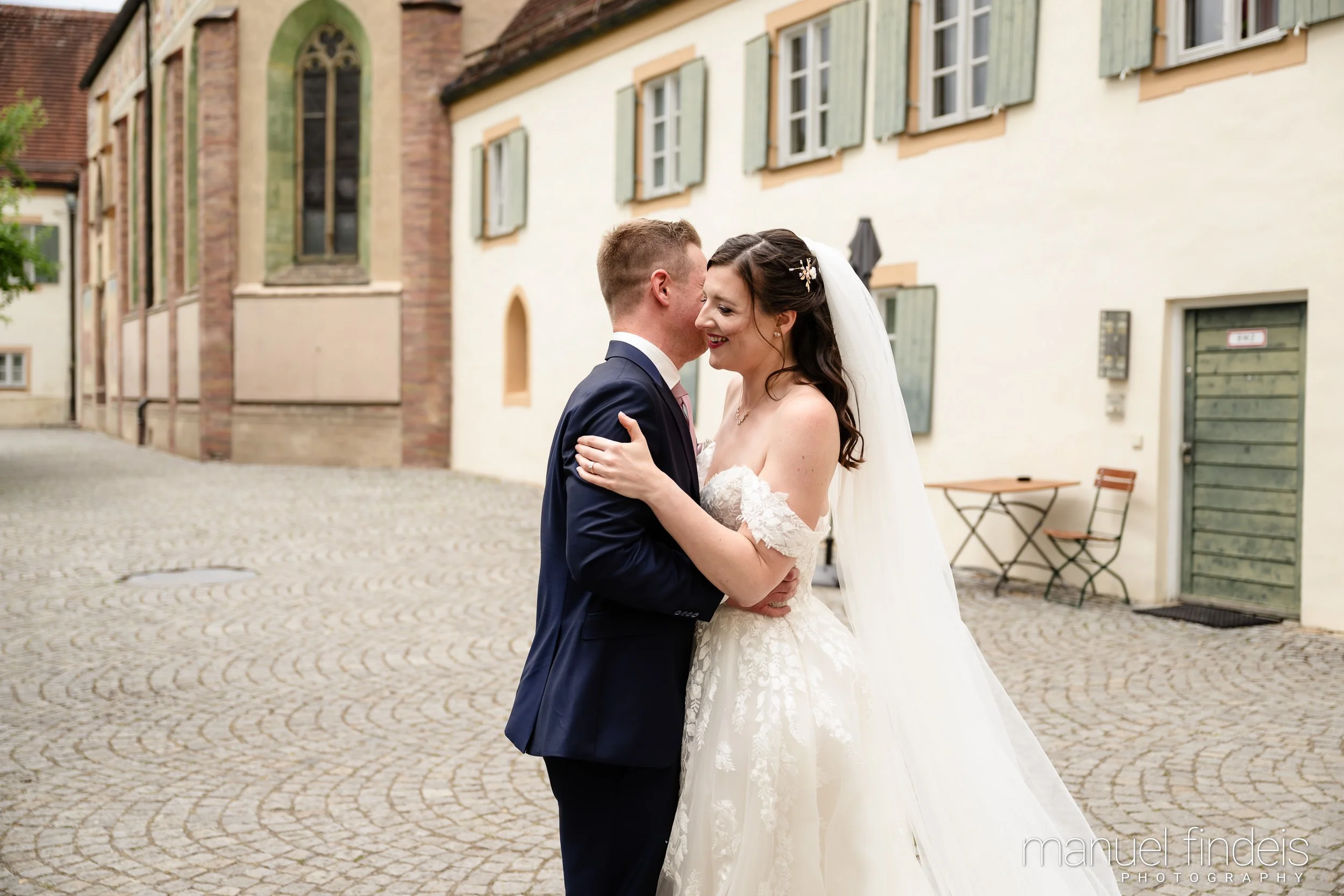 0029_Hochzeit_RuS_www.manuelfindeis.com.jpg