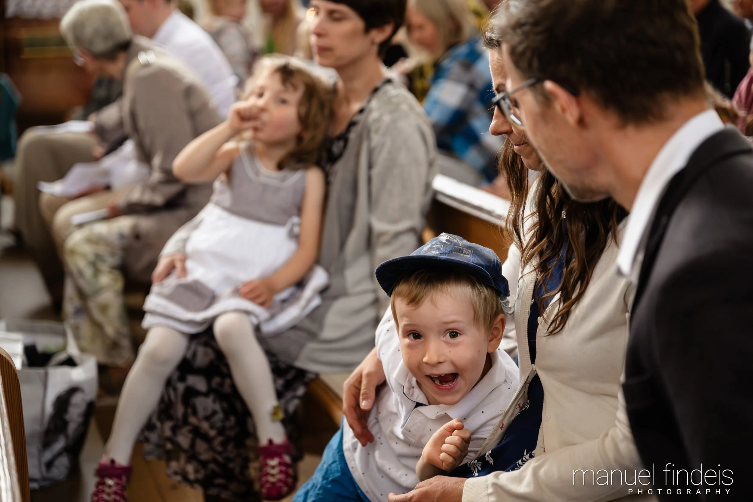 0459_Erstkommunion_2026_www.manuelfindeis.com.jpg