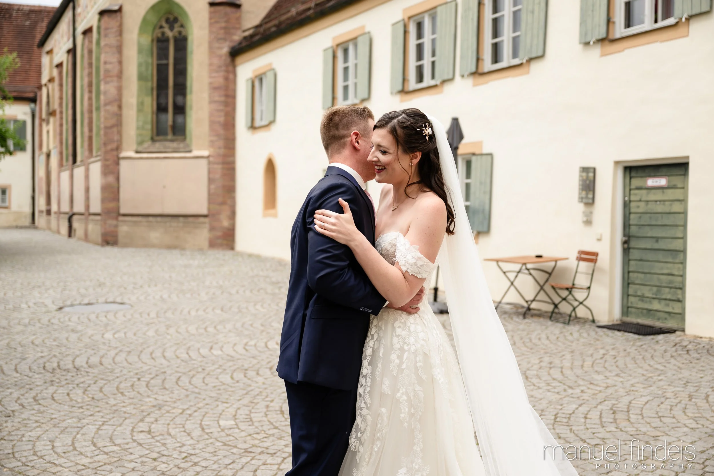 0030_Hochzeit_RuS_www.manuelfindeis.com.jpg