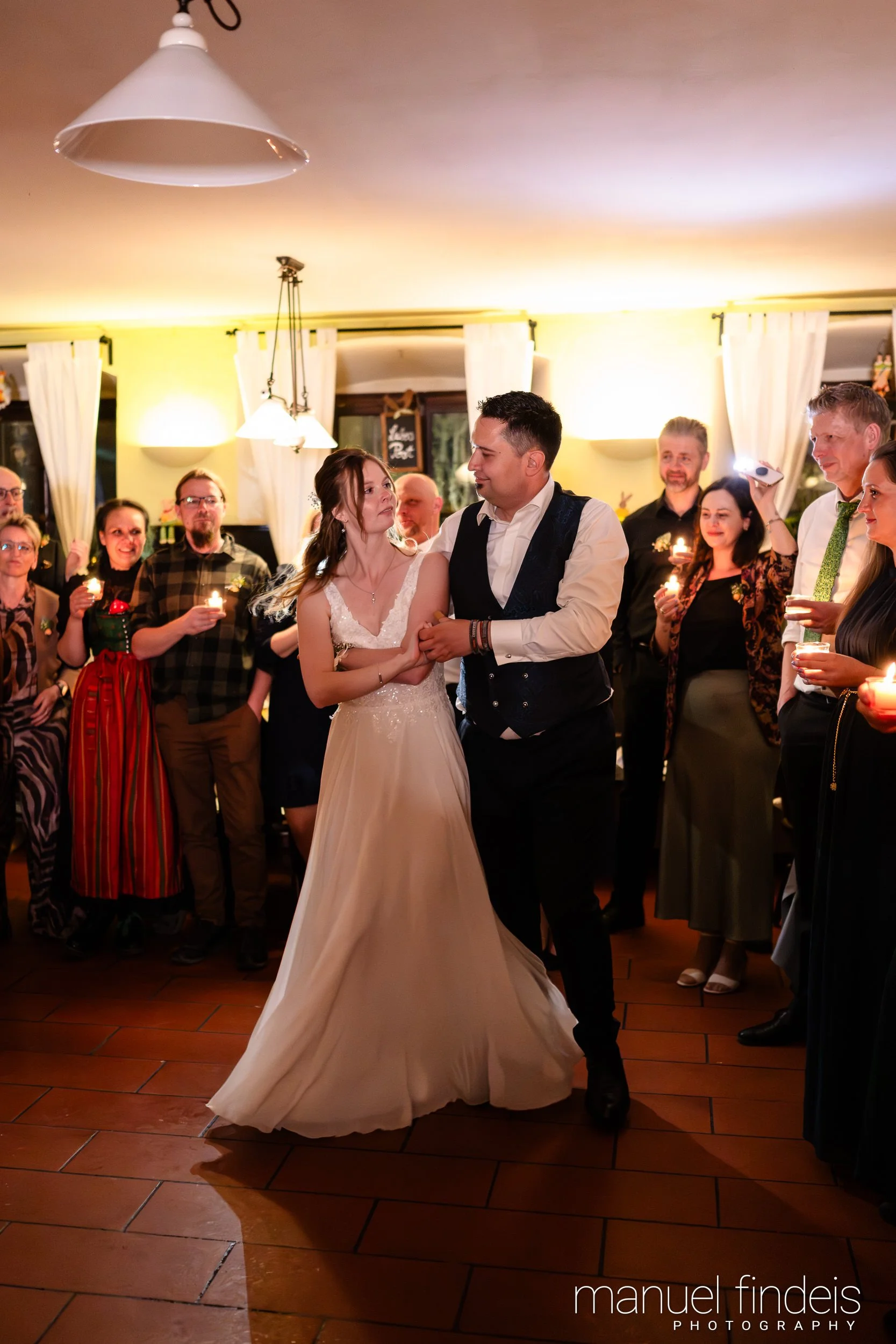 0959_Hochzeit_VuA_www.manuelfindeis.com.jpg