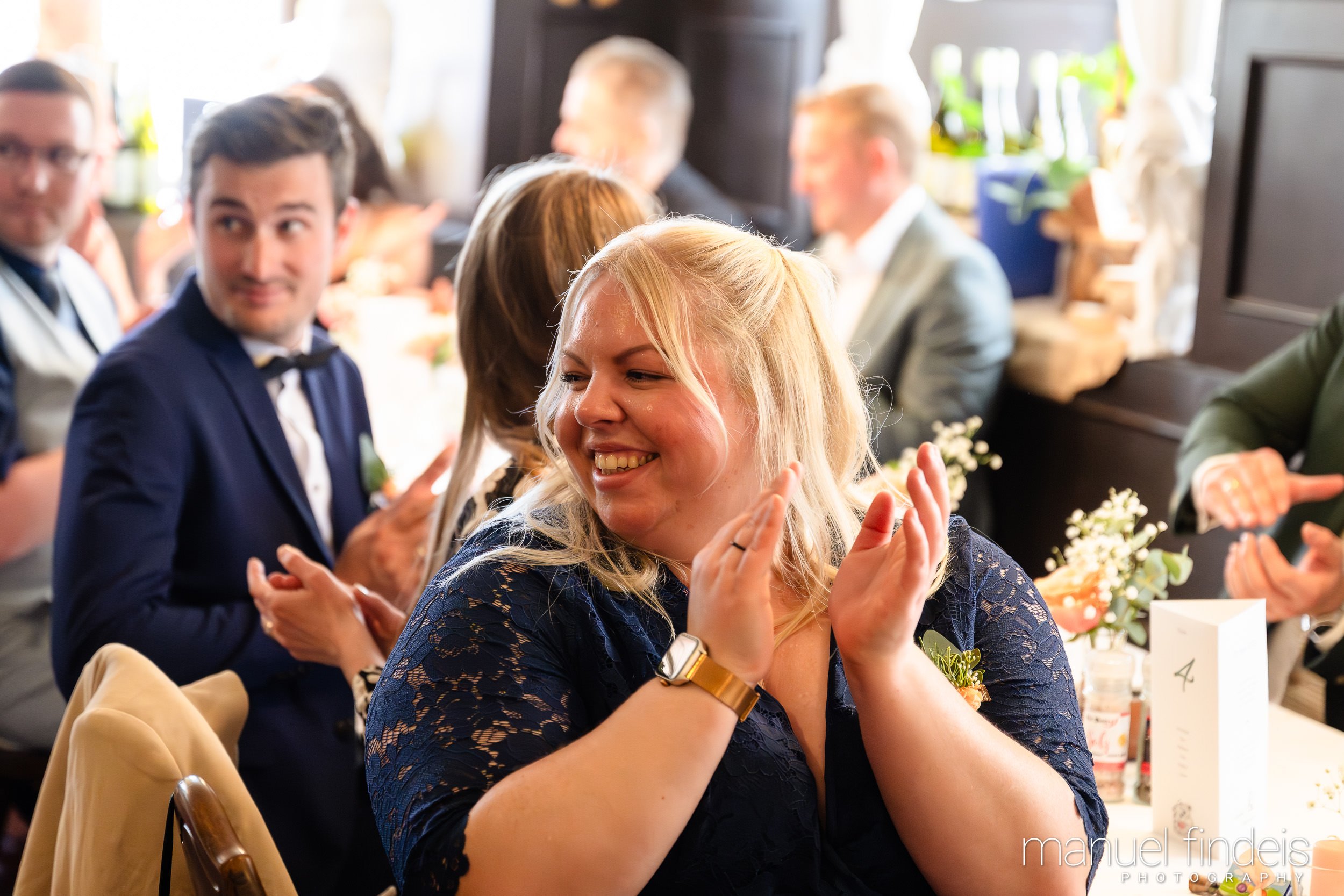 0694_Hochzeit_VuA_www.manuelfindeis.com.jpg