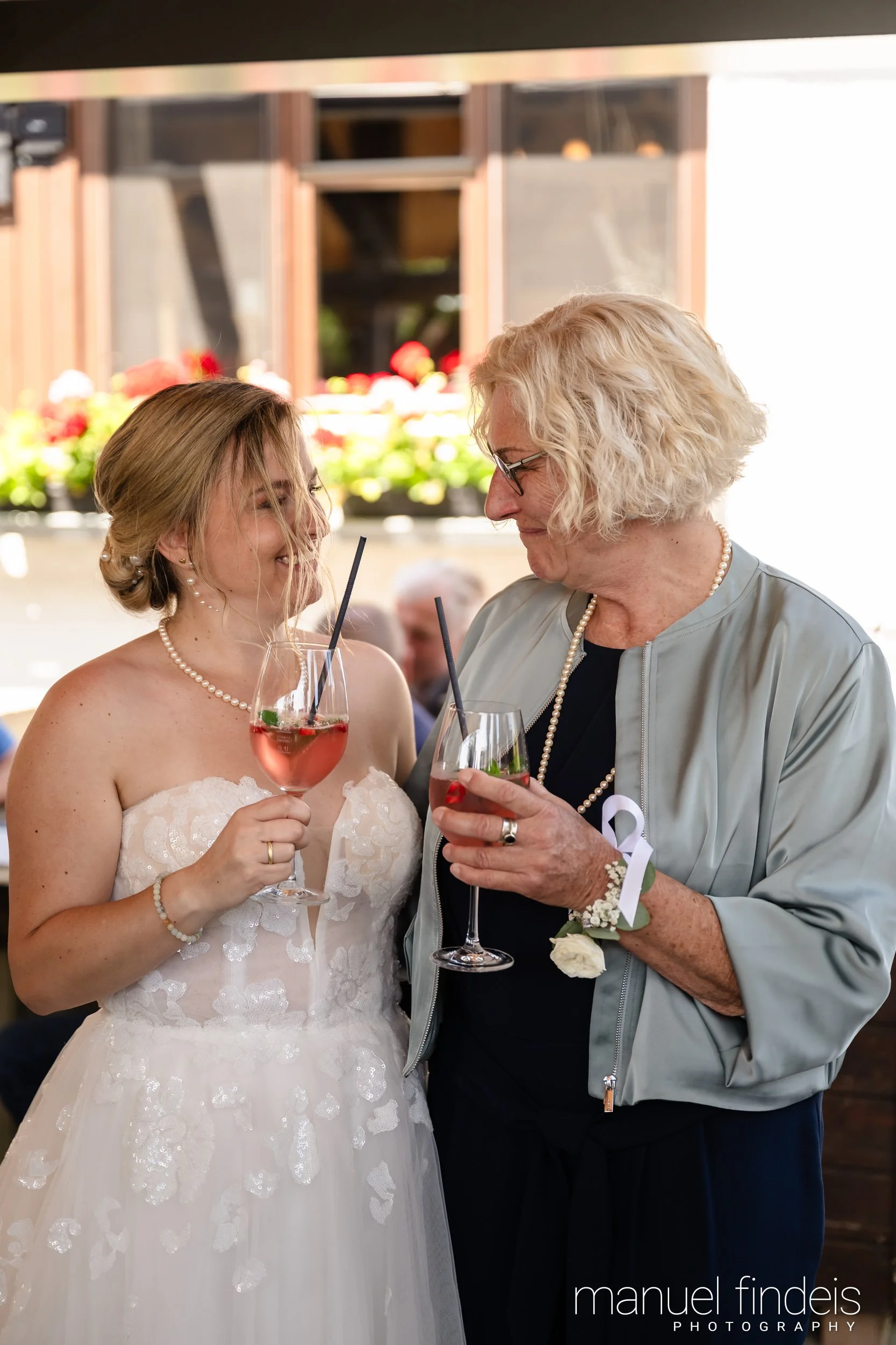 0461_Hochzeit_RundS_www.manuelfindeis.com.jpg