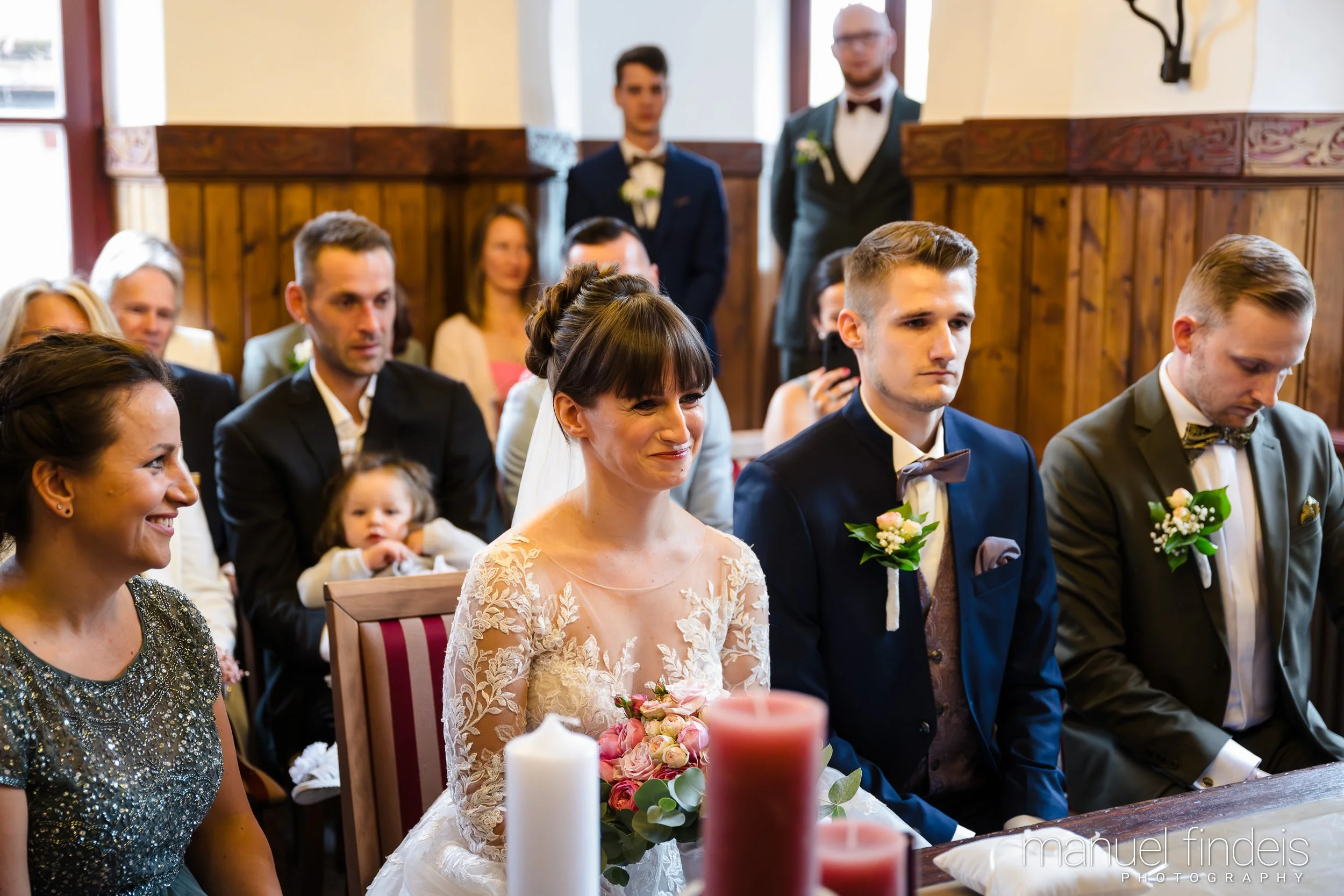 0234_Hochzeit-AuJ_www.manuelfindeis.com.jpg