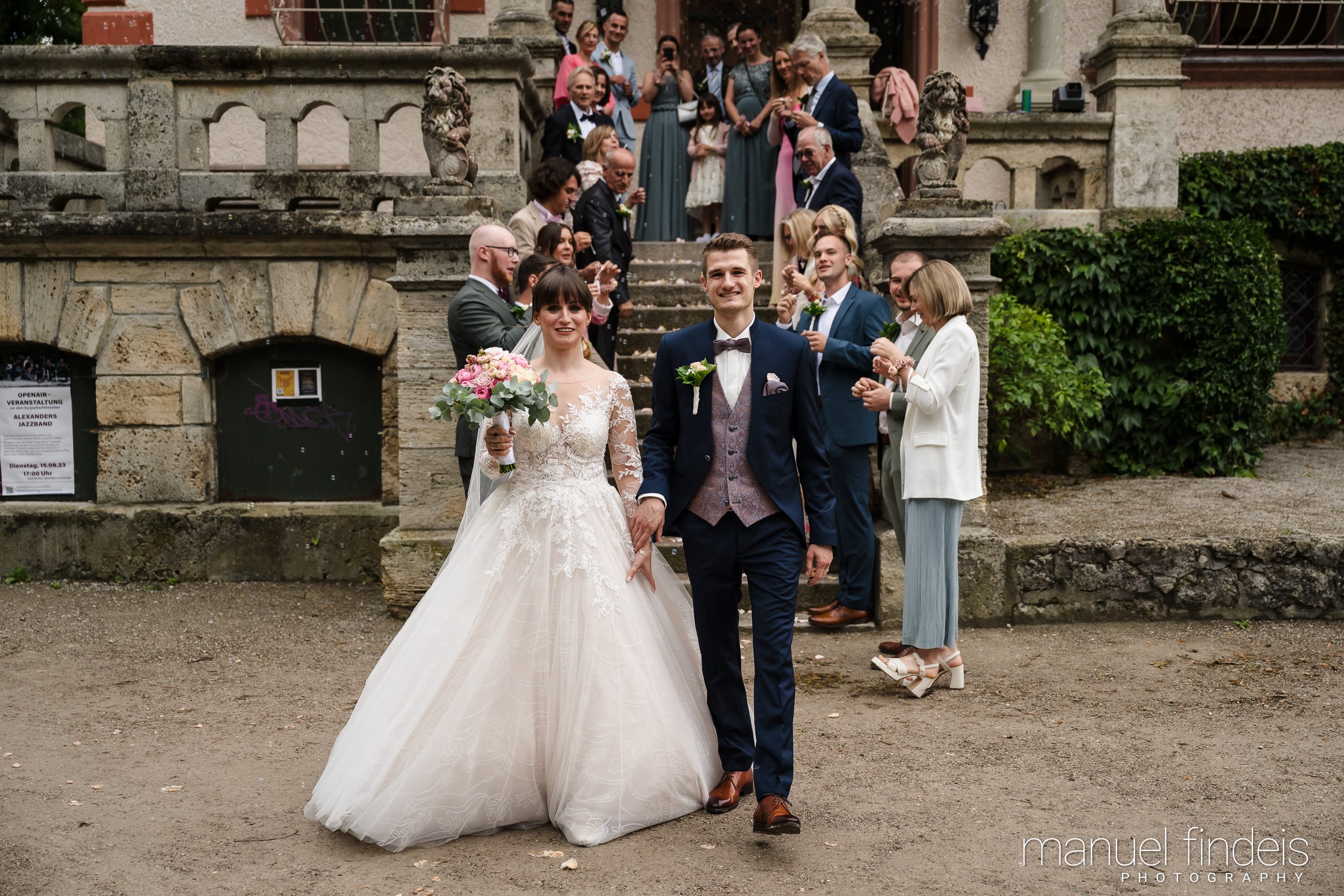 0297_Hochzeit-AuJ_www.manuelfindeis.com.jpg