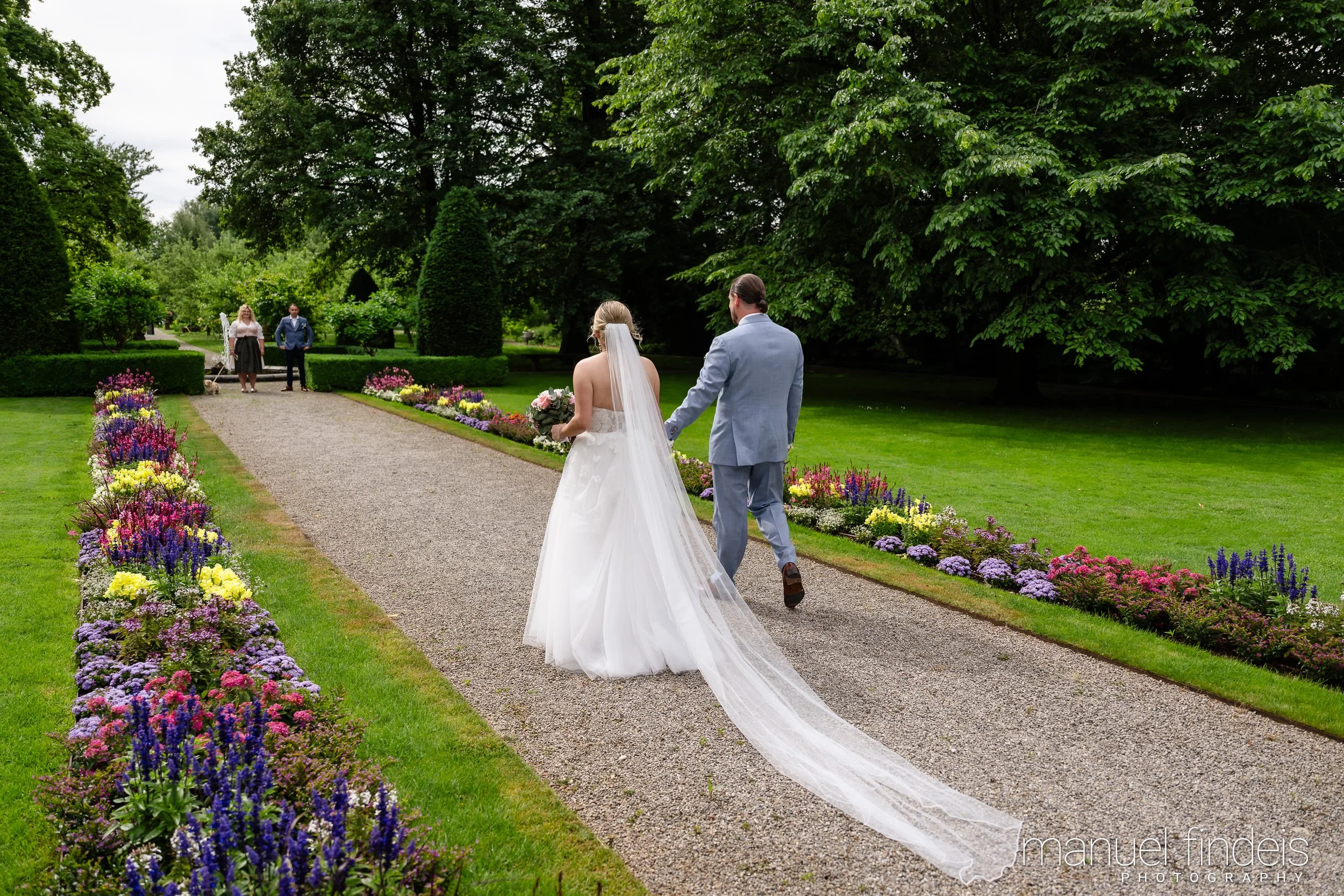0048_Hochzeit_RundS_www.manuelfindeis.com.jpg