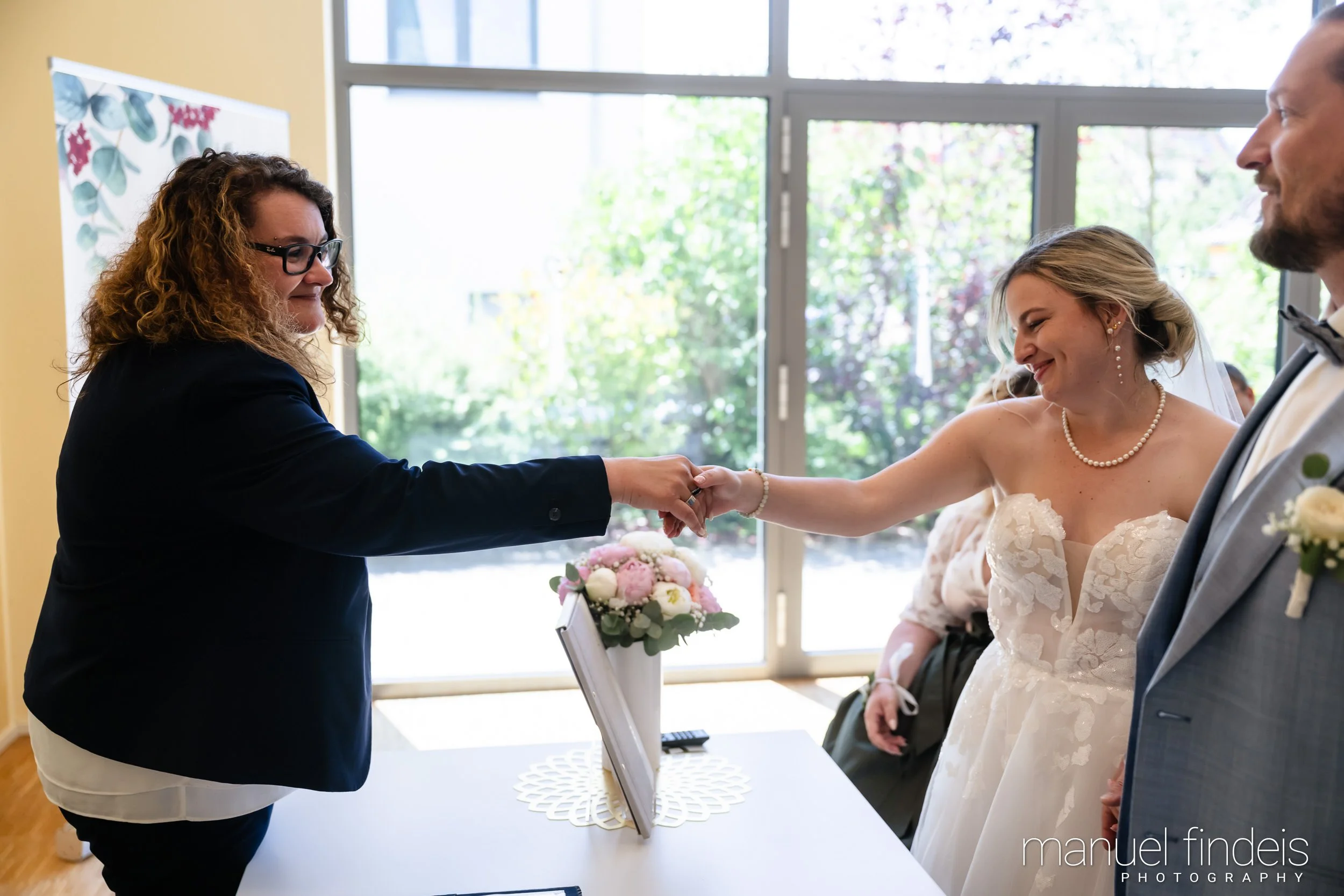 0288_Hochzeit_RundS_www.manuelfindeis.com.jpg