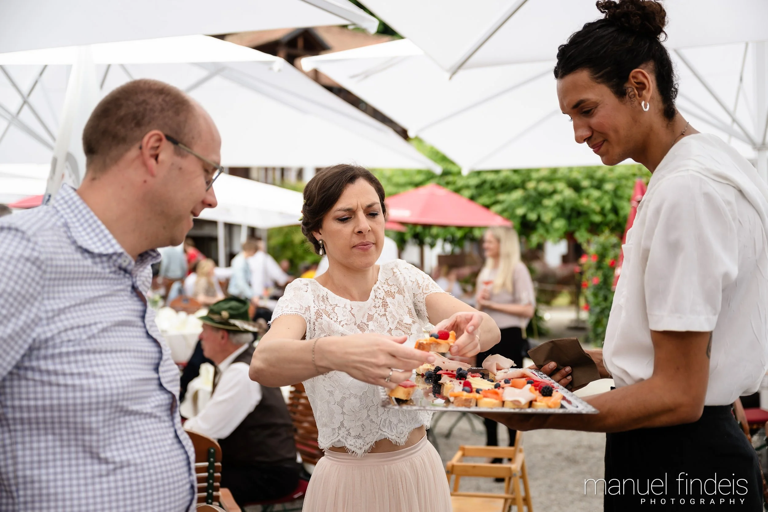0481_Hochzeit-BuL_www.manuelfindeis.com.jpg
